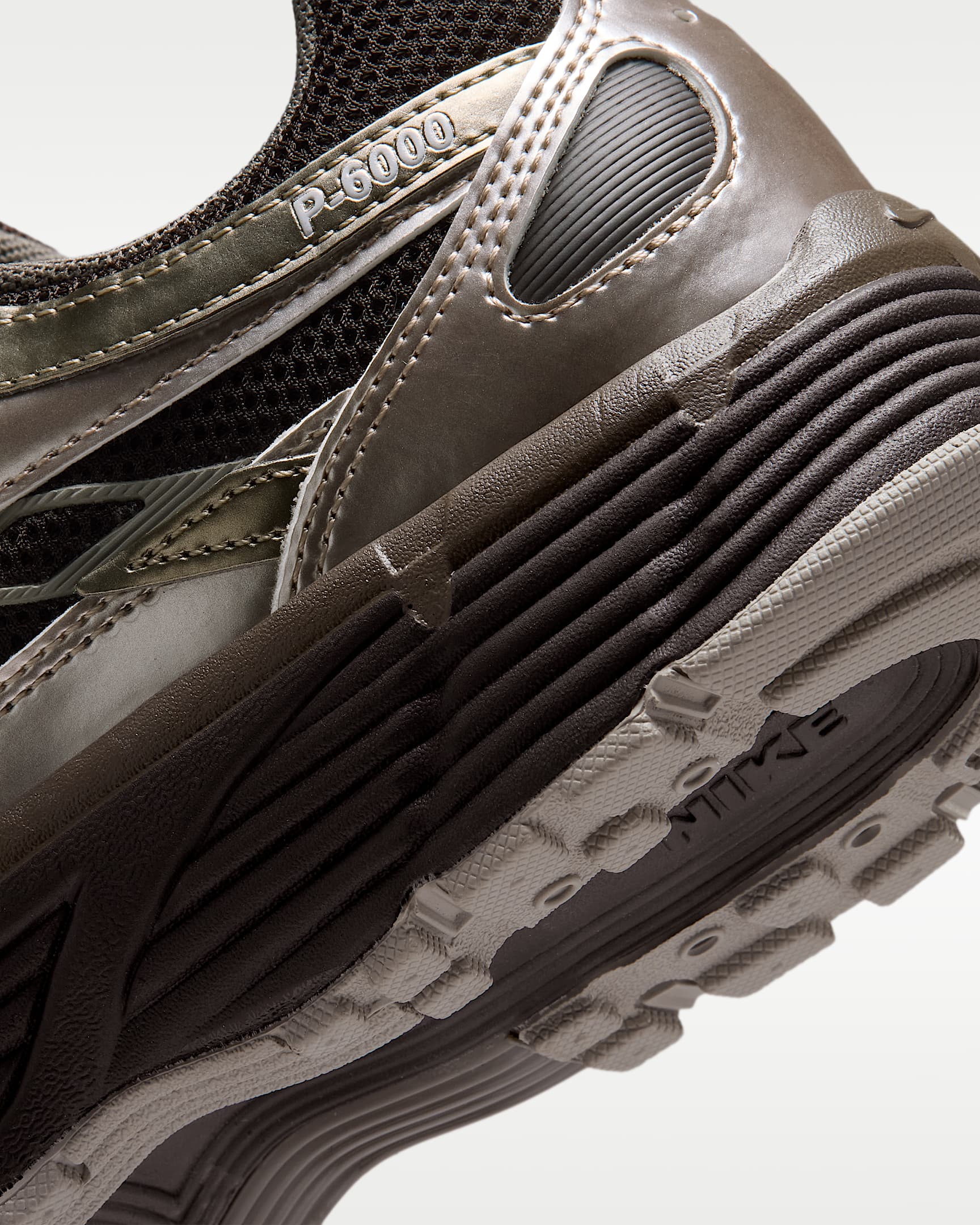 Nike P-6000 Kadın Ayakkabısı - Velvet Brown/Cream II/Enigma Stone/Ridgerock