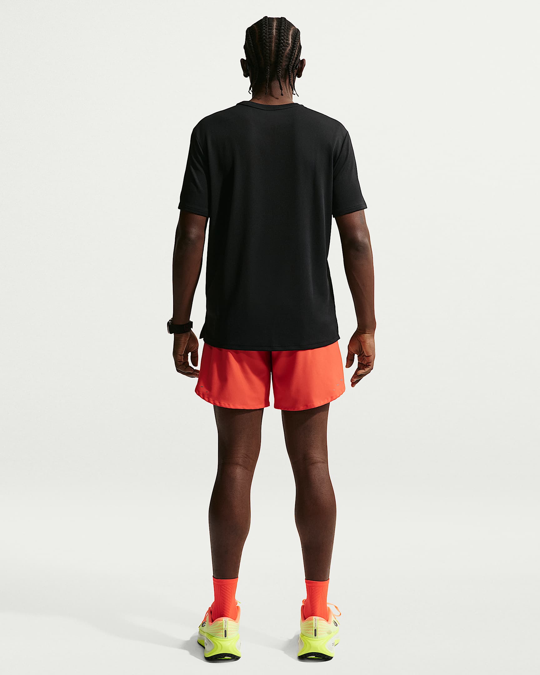 Nike Miler Dri-FIT Kısa Kollu Erkek Koşu Üstü - Siyah/Siyah