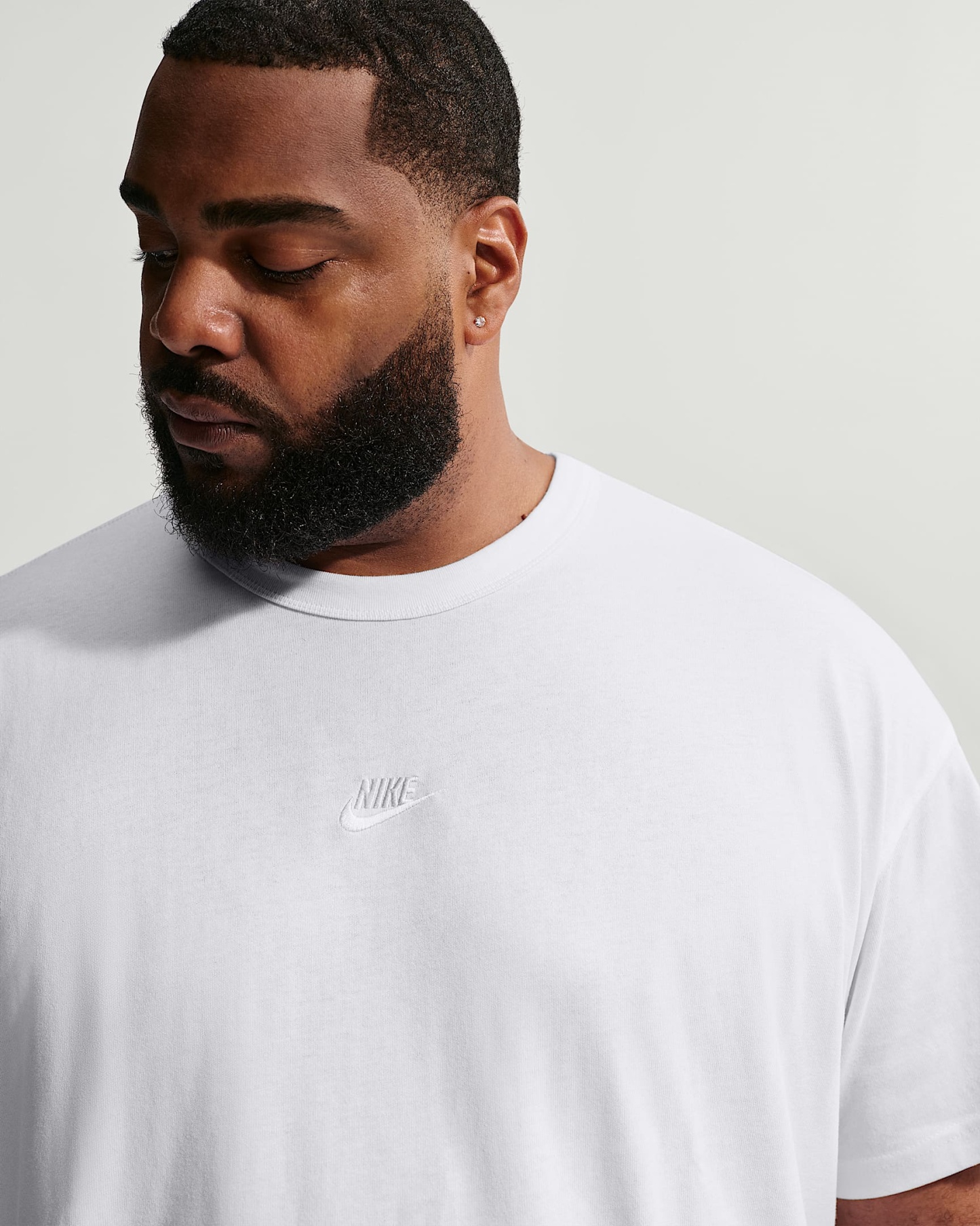 Nike Sportswear Premium Essentials Erkek Tişörtü - Beyaz