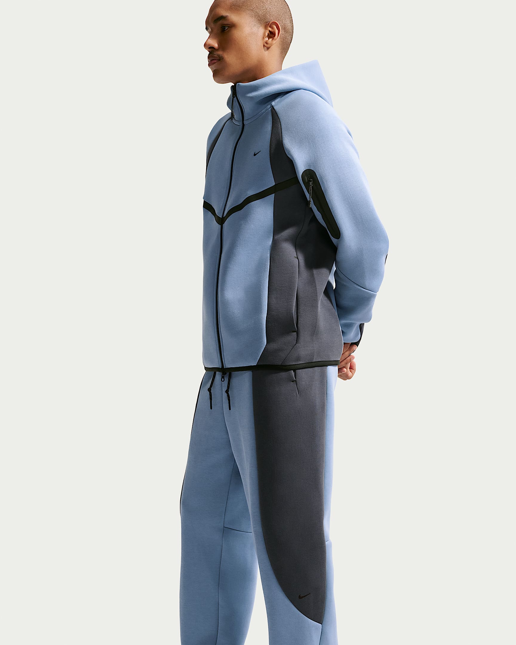 Nike Tech Renk Bloklu Açık Paçalı Fleece Erkek Eşofman Altı - Work Blue/Thunder Blue/Siyah
