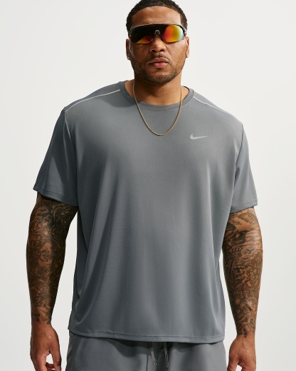 Nike Miler Dri-FIT Kısa Kollu Erkek Koşu Üstü - Smoke Grey/Iron Grey