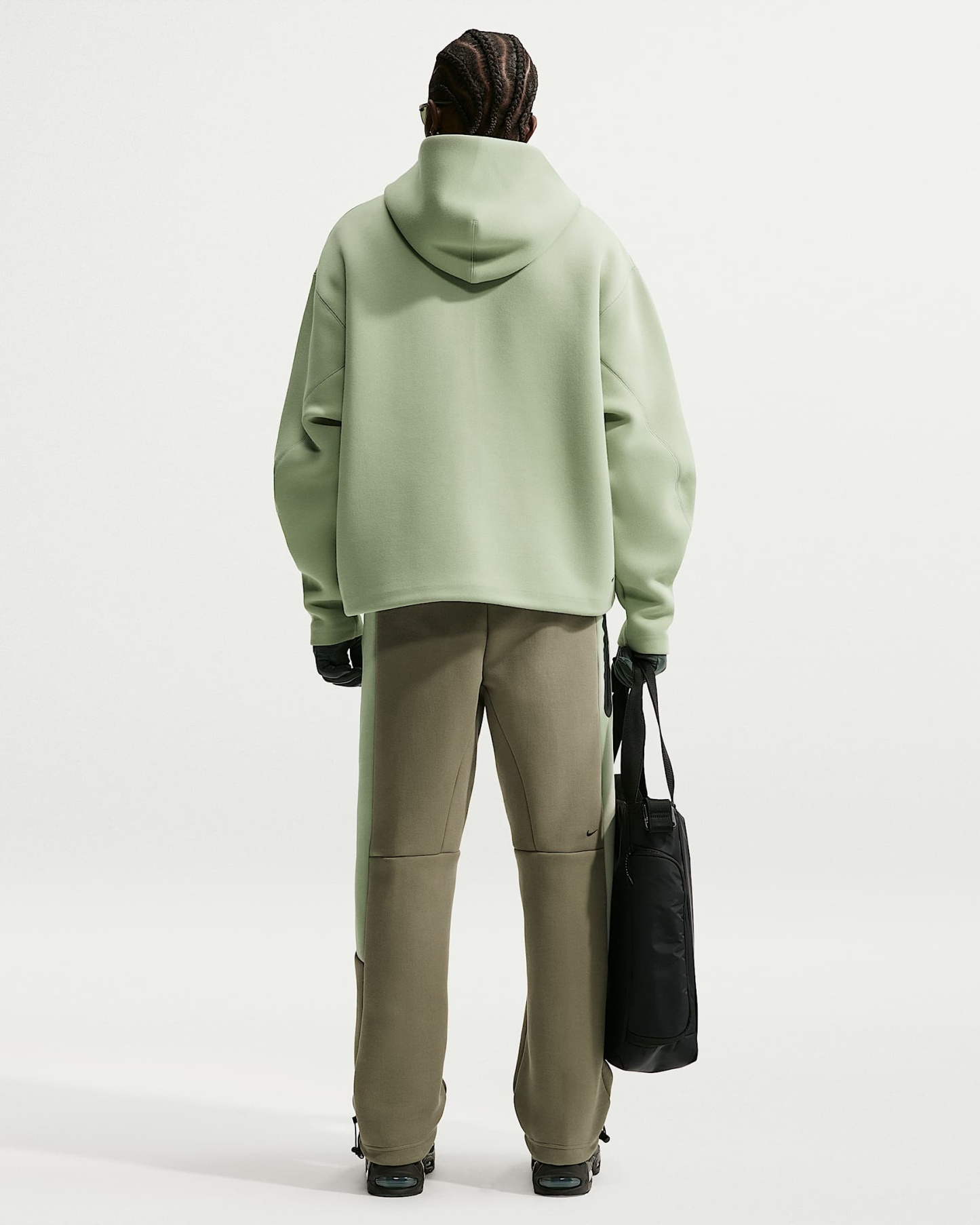 Nike Tech Renk Bloklu Açık Paçalı Fleece Erkek Eşofman Altı - Silver Sage/Jade Horizon/Siyah