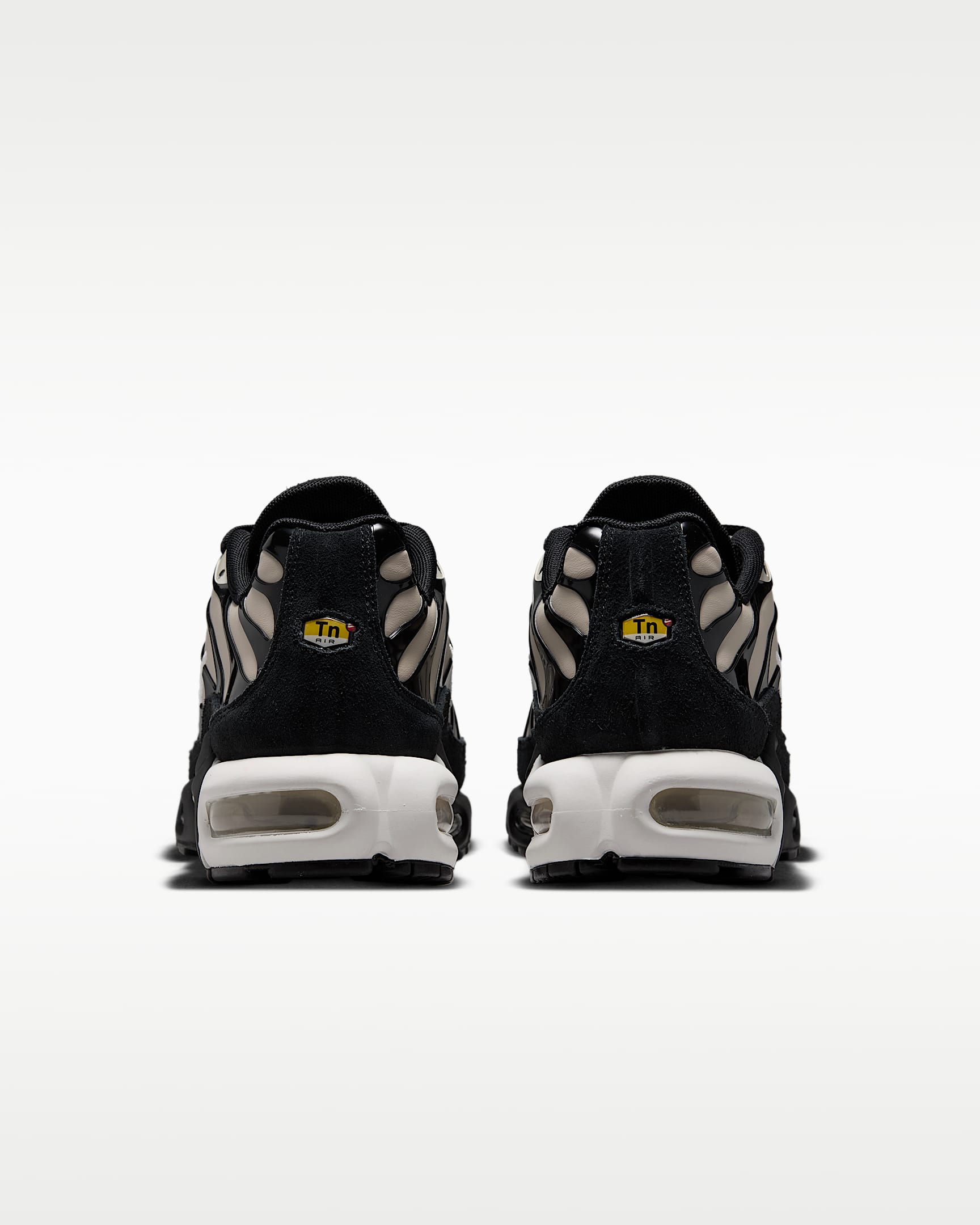Nike Air Max Plus Kadın Ayakkabısı - Cream II/Summit White/Siyah