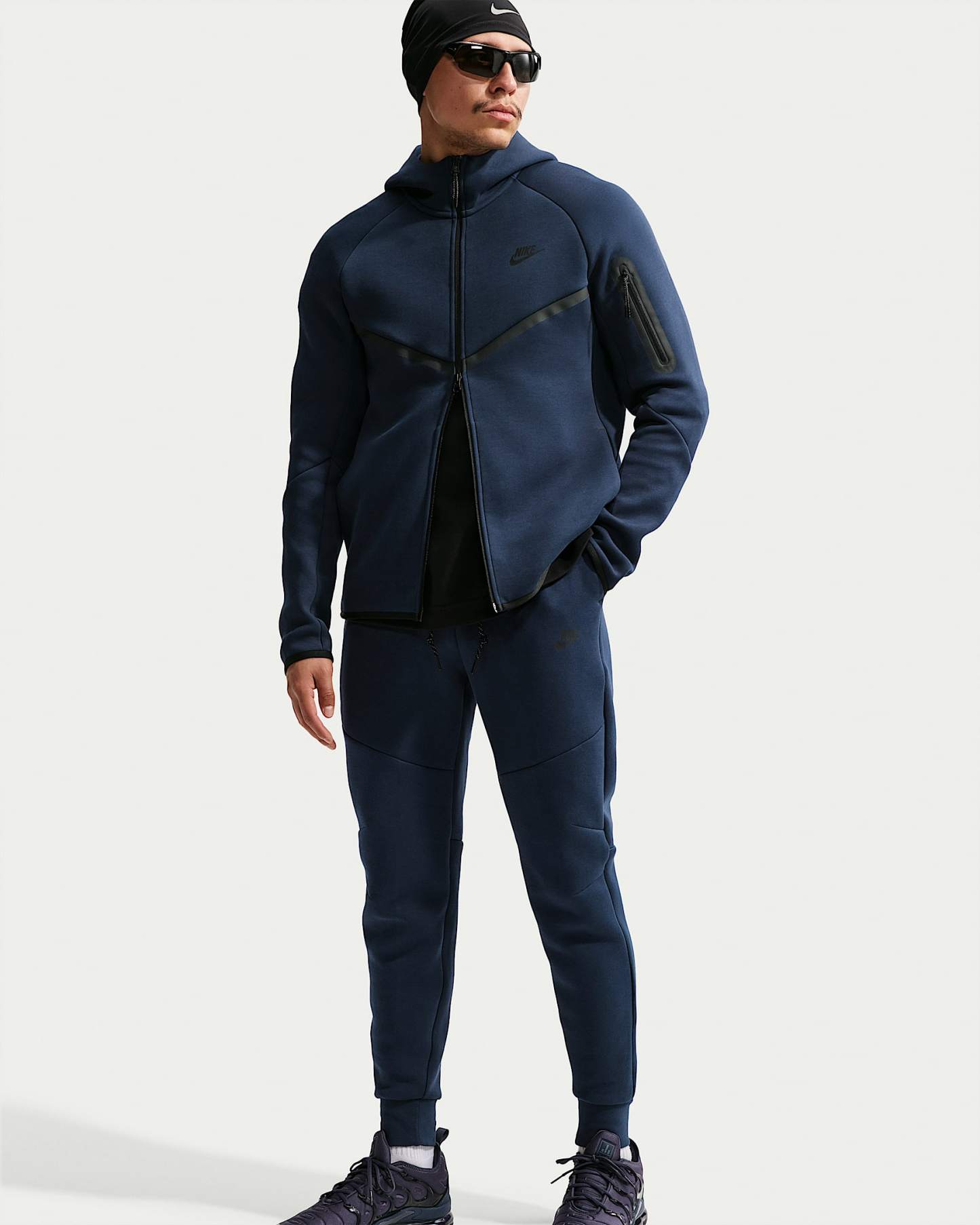 Nike Tech Fleece Erkek Jogger'ı - Obsidian/Siyah