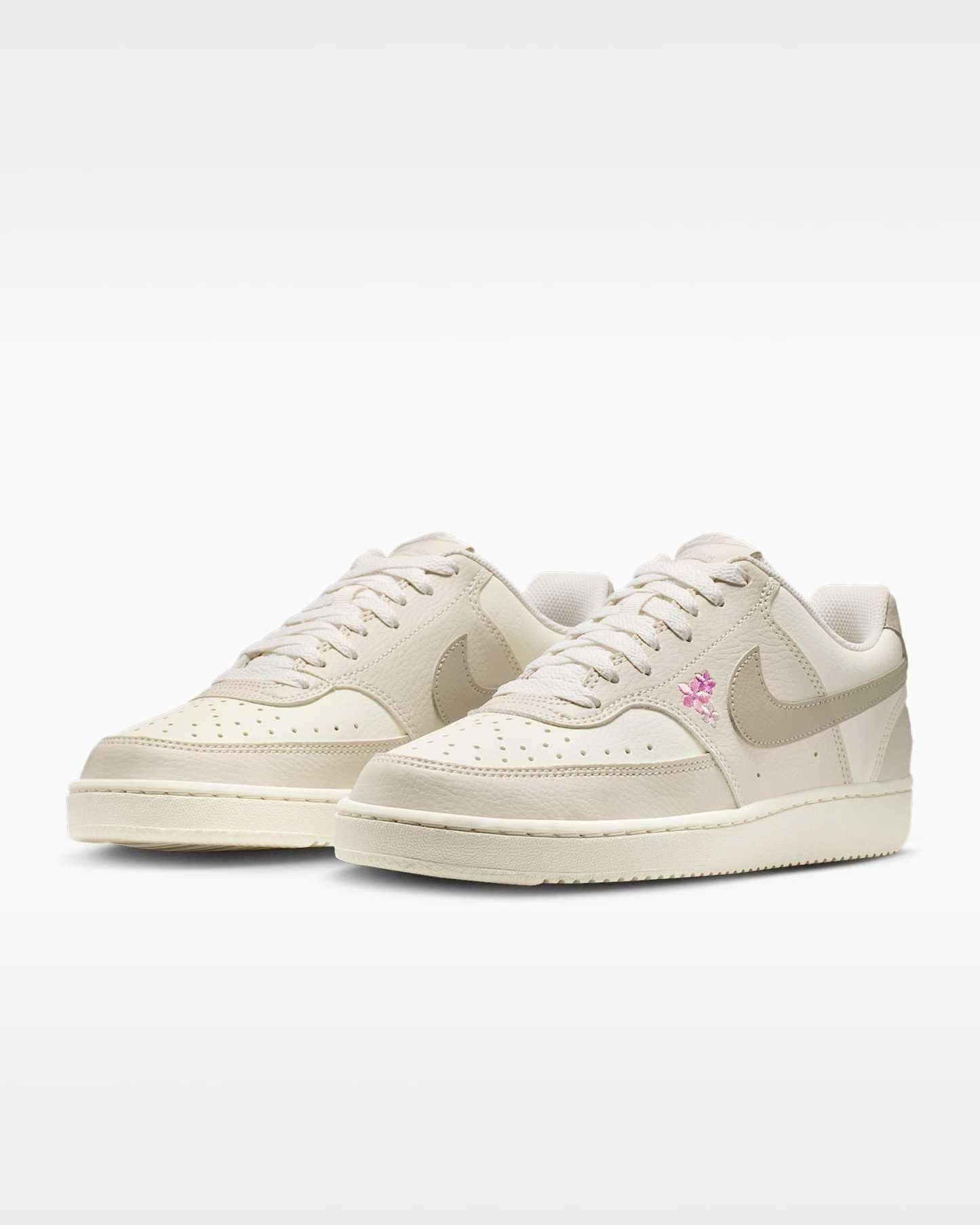 Nike Court Vision Low SE "Stitched Floral" Kadın Ayakkabısı - Sail/Light Orewood Brown/Cream II