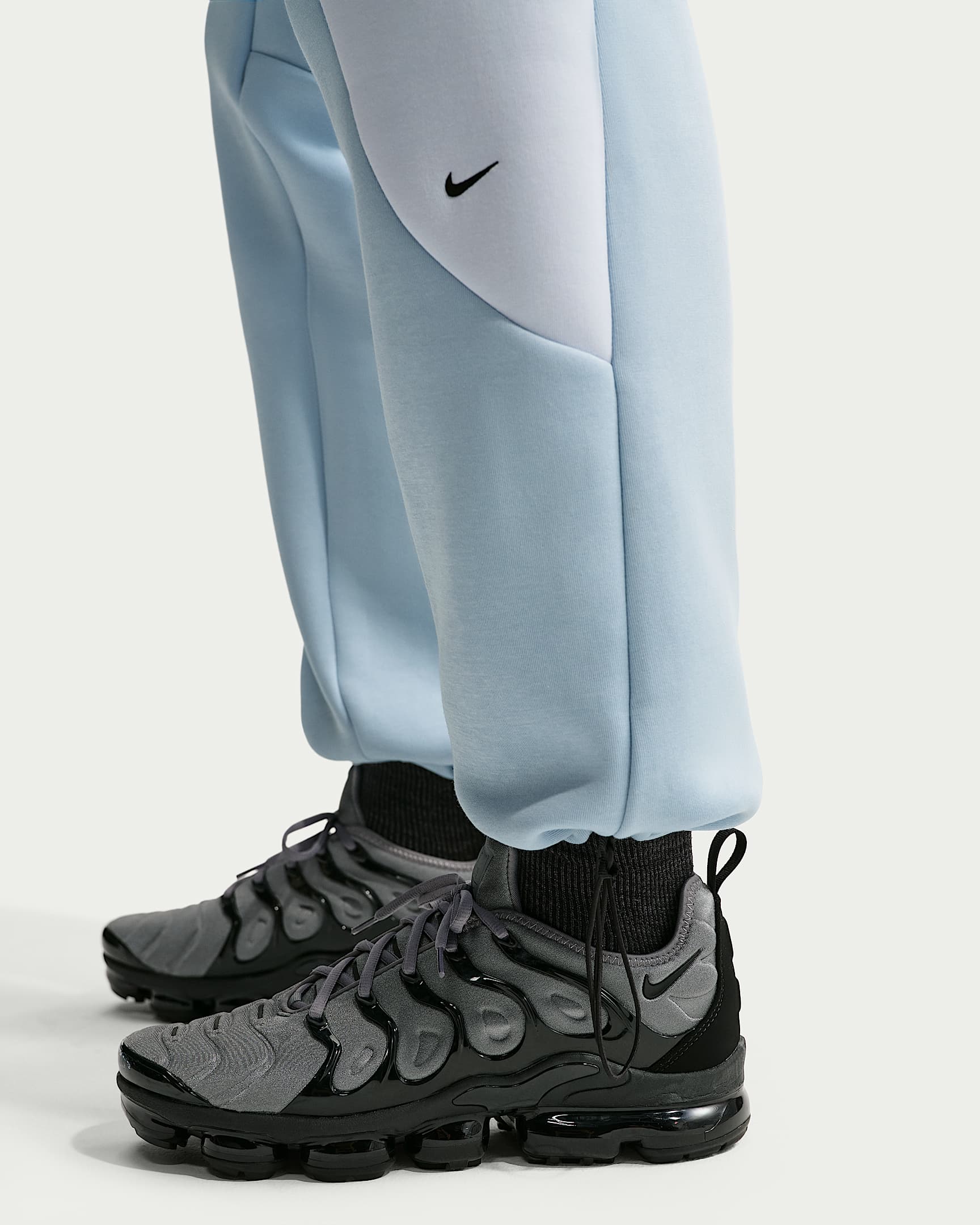 Nike Tech Renk Bloklu Açık Paçalı Fleece Erkek Eşofman Altı - Light Armory Blue/Football Grey/Siyah