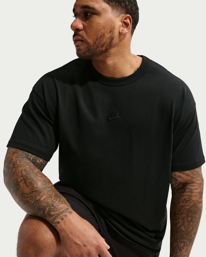 Nike Sportswear Premium Essentials Erkek Tişörtü - Siyah