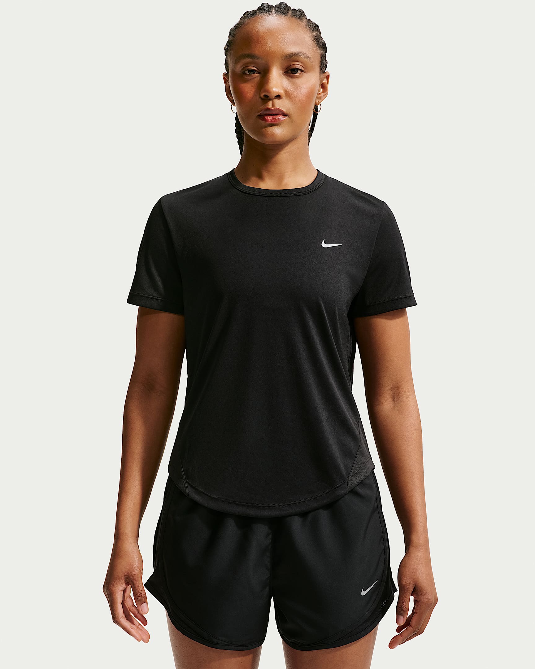Nike Tempo Dri-FIT Kısa Kollu Kadın Koşu Üstü - Siyah
