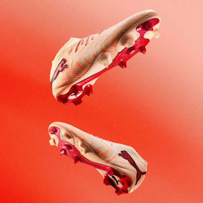 FUTURE 9 ULTIMATE FG UNISEX Krampon - Sugared Almond-PUMA White-Ultra Red-PUMA Black - 109121_01 - Görsel 9