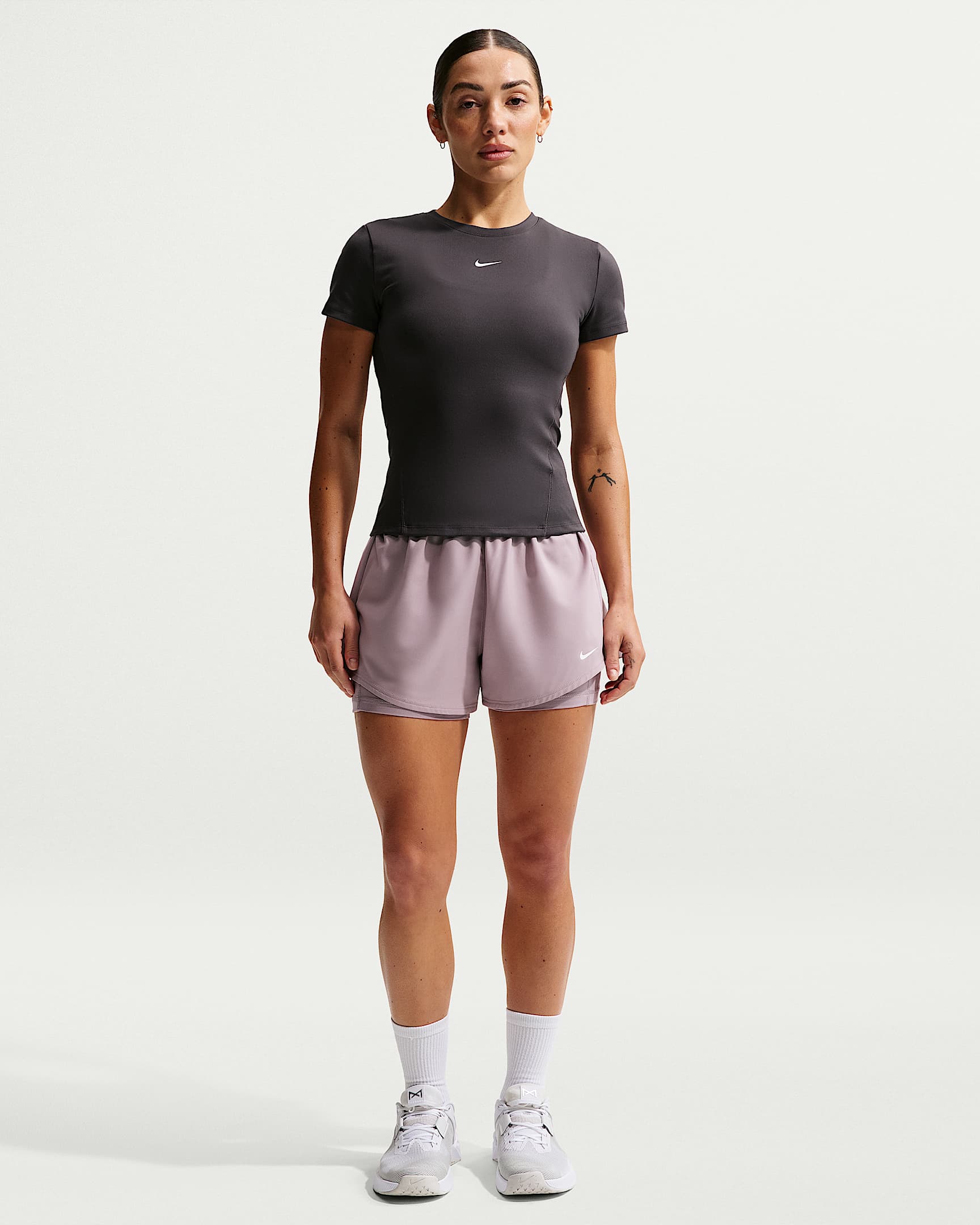 Nike One Dri-FIT Yüksek Belli 8 cm 2'si 1 Arada Kadın Şortu - Light Violet Ore/Beyaz