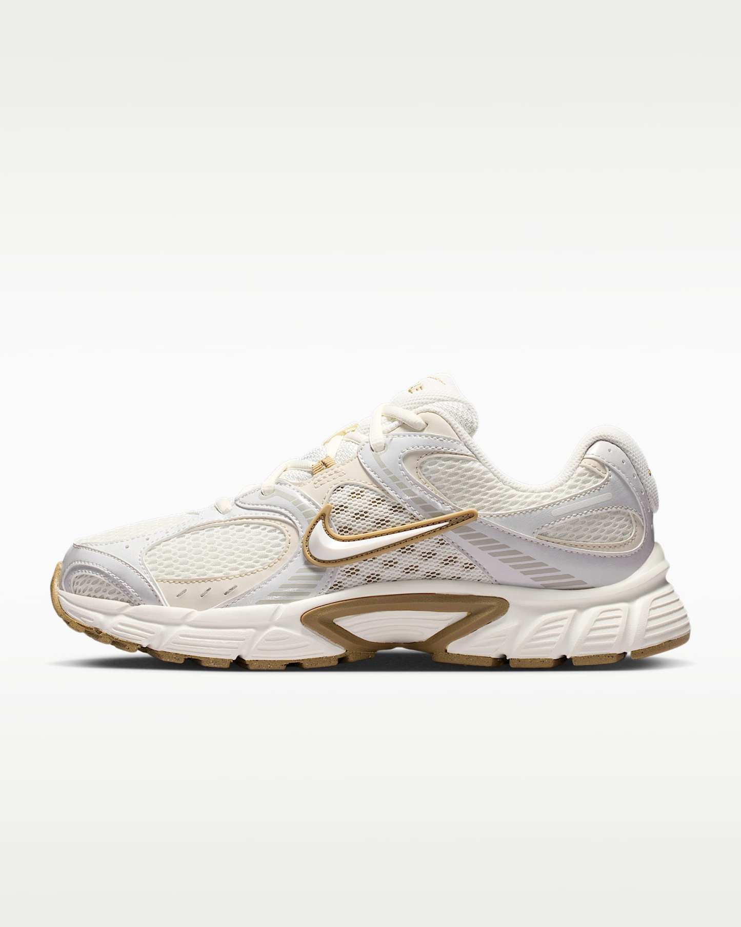 Nike V5 RNR Yansıtıcı Tasarım Vurgulu Kadın Ayakkabısı - Sail/Parachute Beige/Light Orewood Brown/Sail