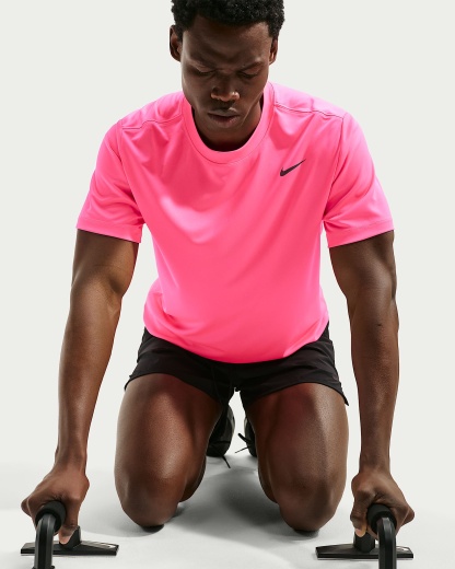 Nike Dri-FIT Erkek Antrenman Tişörtü - Hyper Pink/Siyah