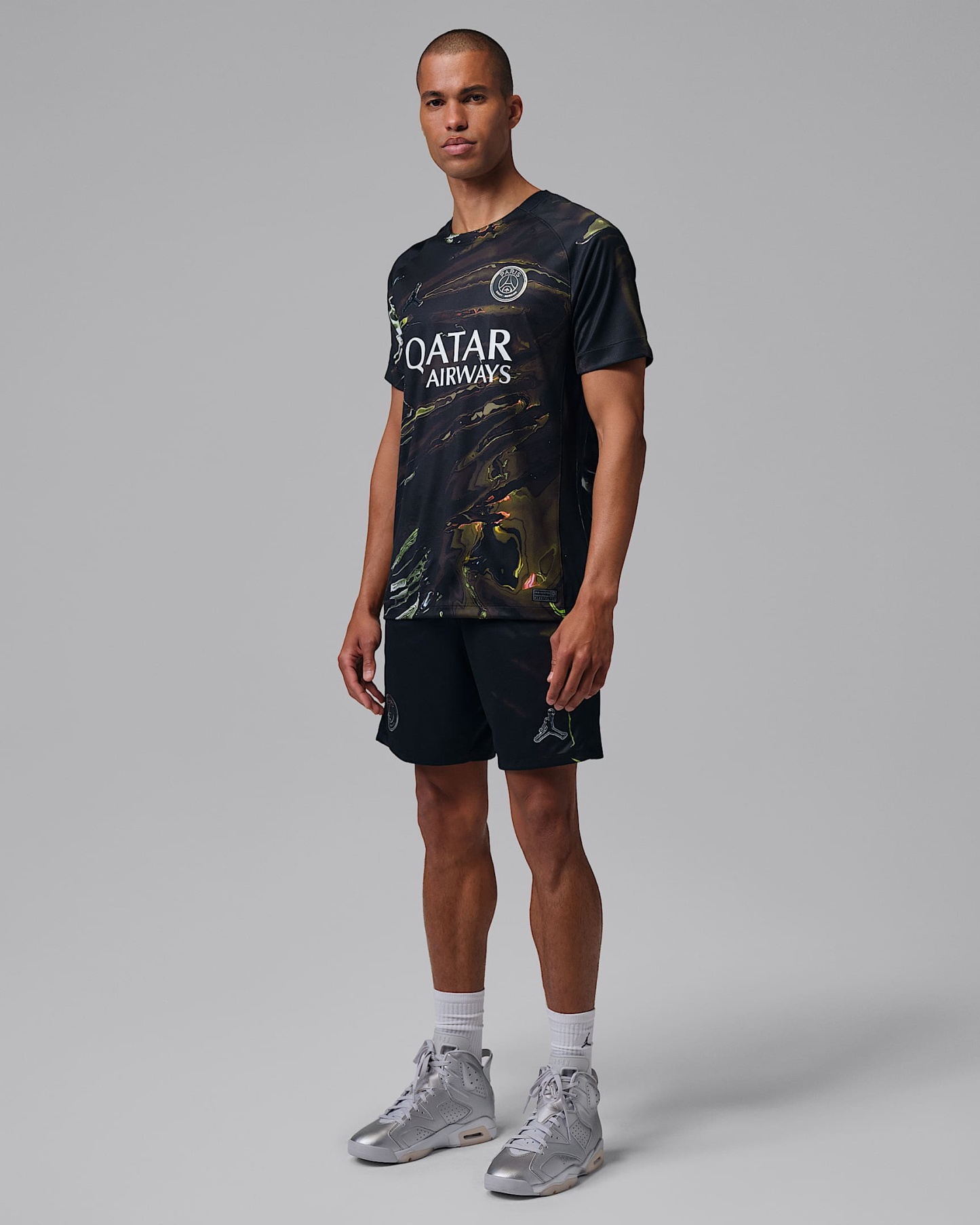 Paris Saint-Germain 2026 Stadium Night Edition Jordan Dri-FIT Erkek Futbol Taraftar Forması - Siyah/Beyaz/Siyah