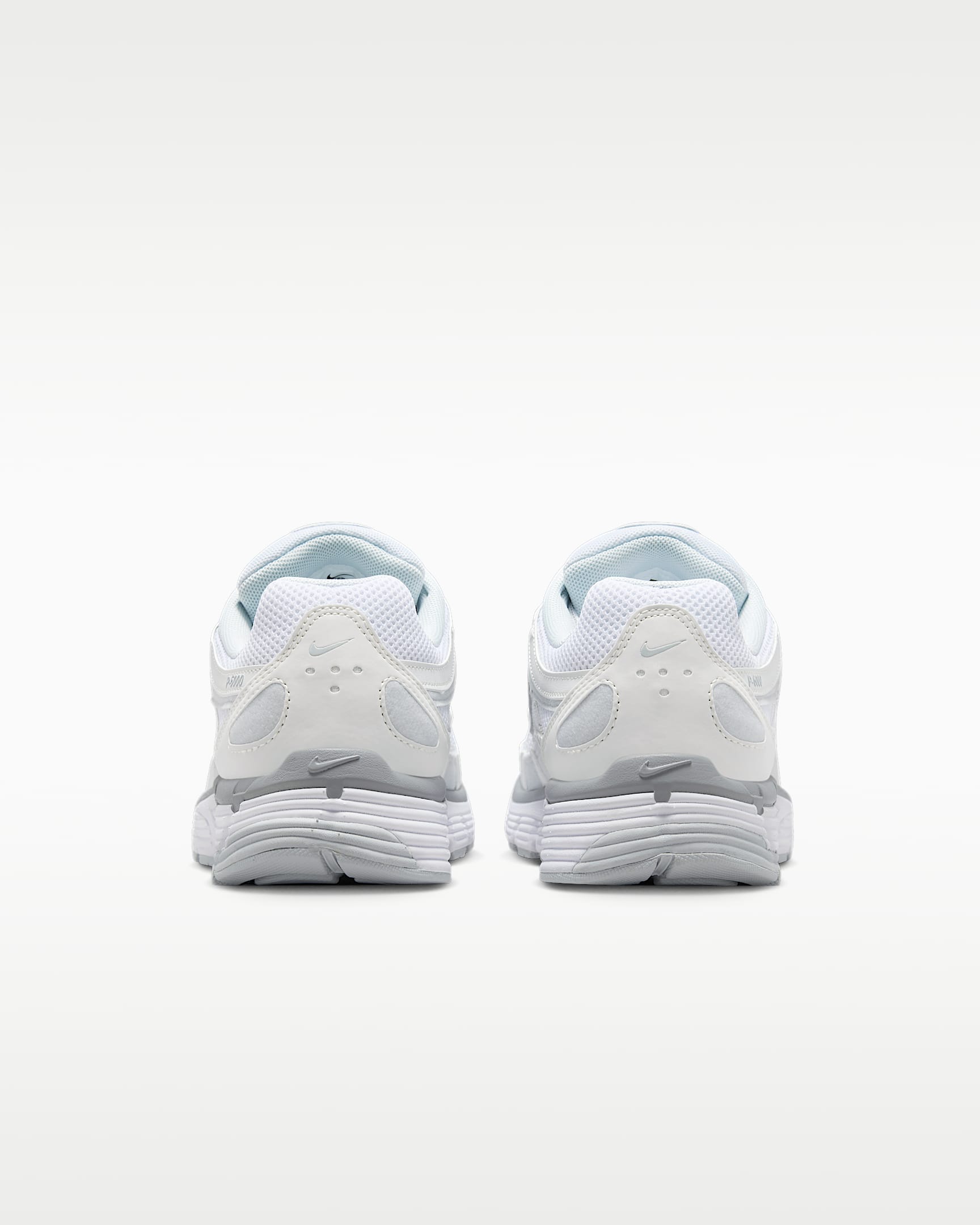 Nike P-6000 Kadın Ayakkabısı - Metallic Summit White/Pure Platinum/Wolf Grey/Beyaz