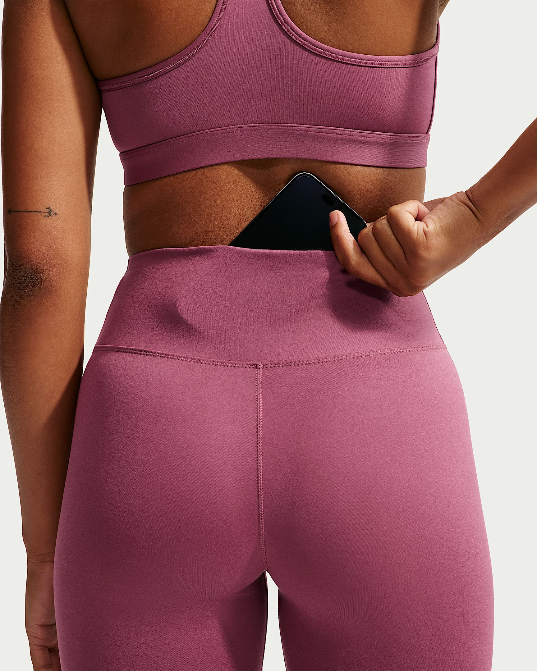 Nike One Yüksek Belli 13 cm Kadın Bisiklet Şortu - Pink Smoke/Beyaz