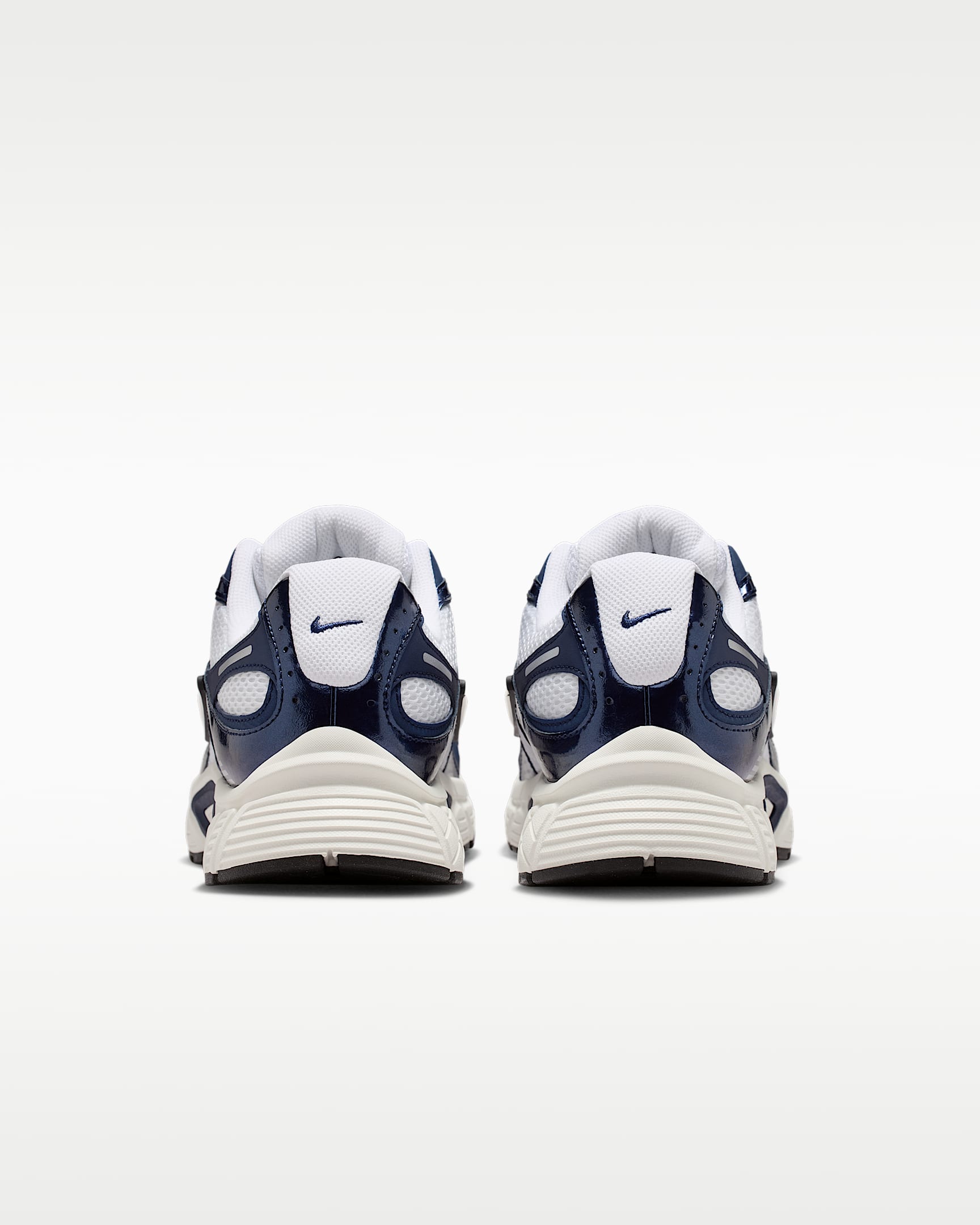 Nike V5 RNR Erkek Ayakkabısı - Beyaz/Midnight Navy/Metallic Silver/Beyaz
