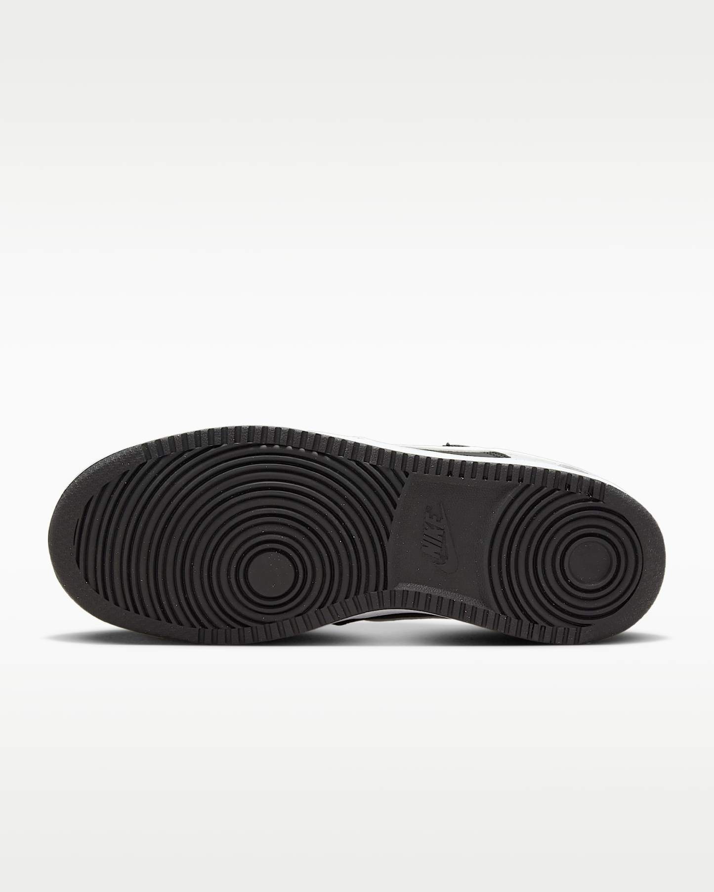 Nike Court Vision Low Next Nature Kadın Ayakkabısı - Siyah/Beyaz