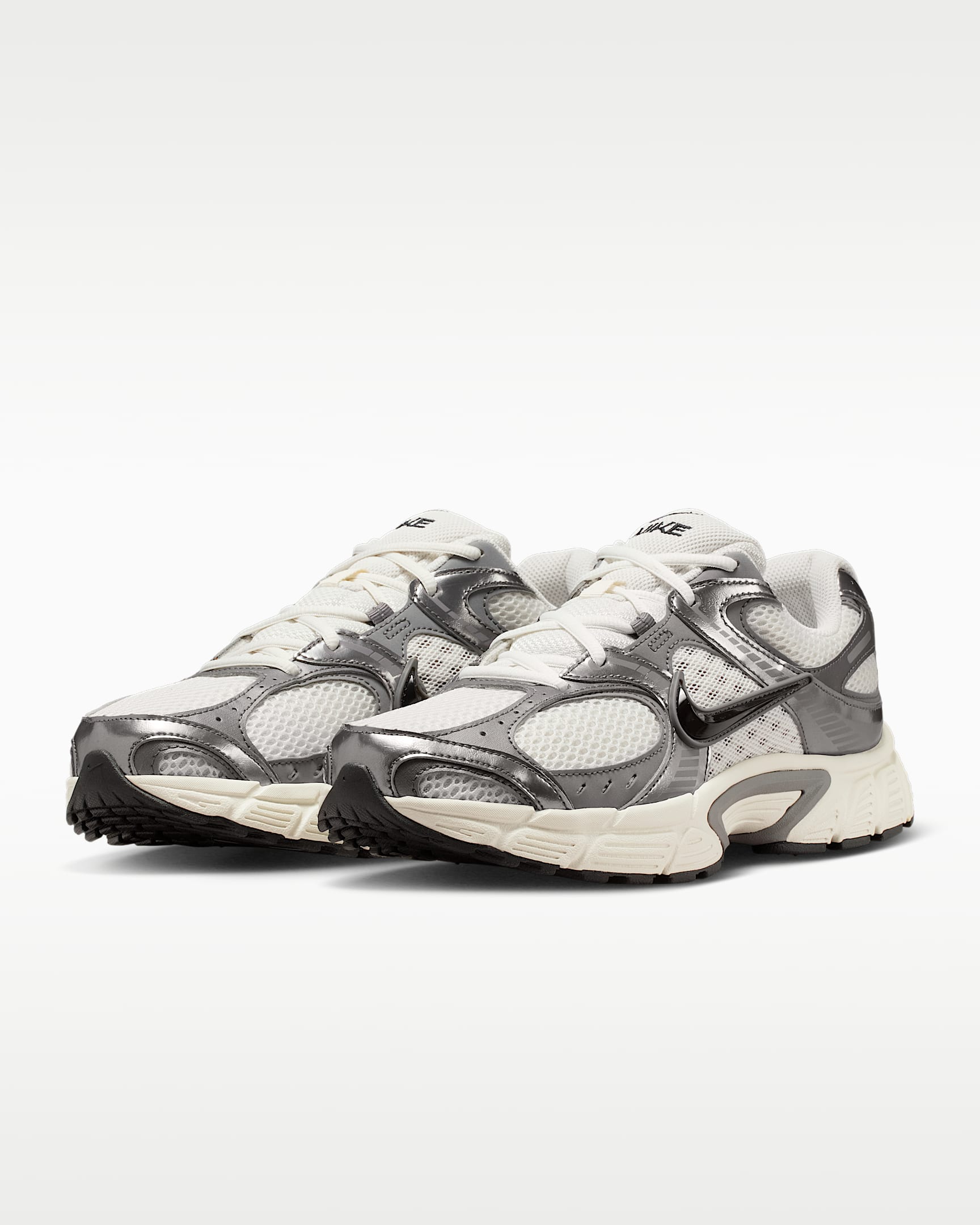 Nike V5 RNR Erkek Ayakkabısı - Phantom/Pencil Point/Siyah