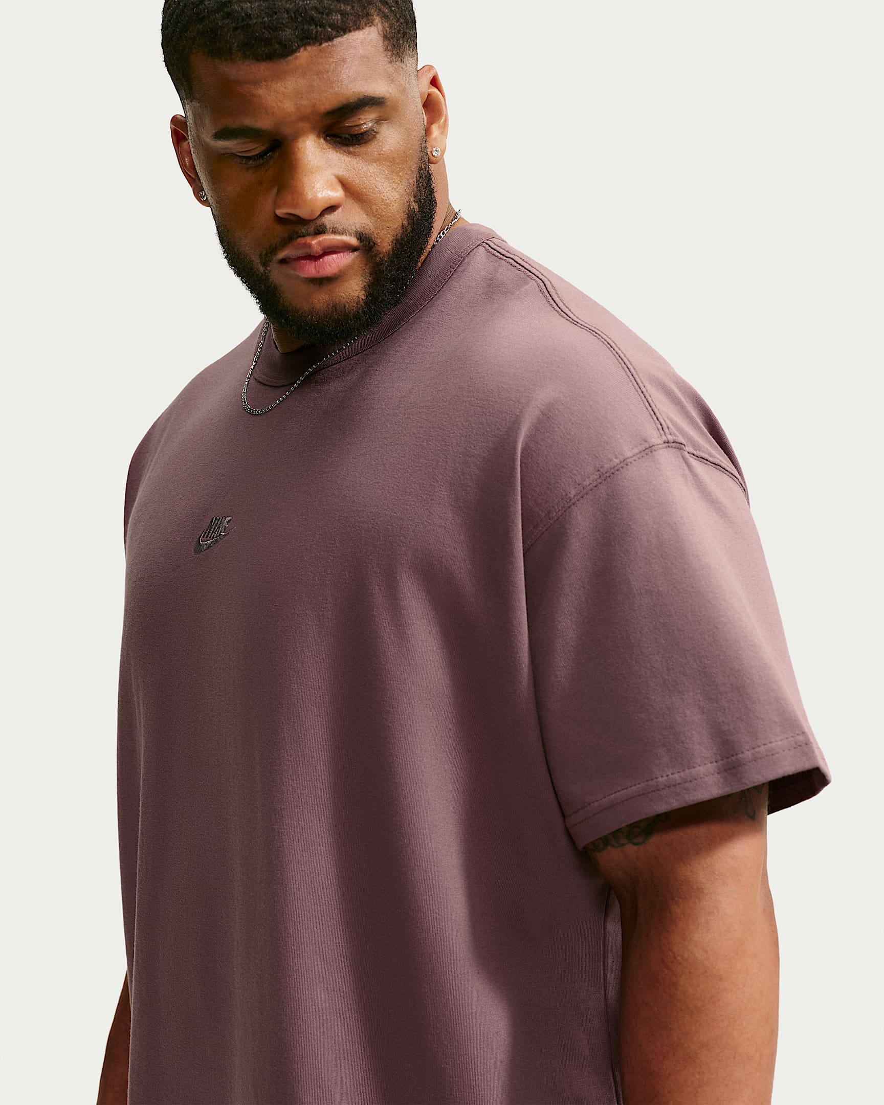 Nike Sportswear Premium Essentials Erkek Tişörtü - Tattoo