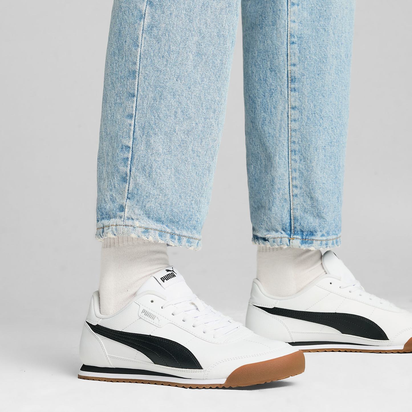 PUMA TURINO II Unisex Spor Ayakkabı - PUMA White-PUMA Black-Cool Light Gray - 397452_02 - Görsel 2