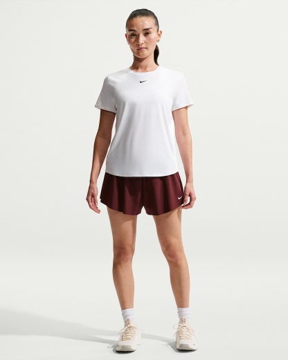 Nike One Classic Dri-FIT Kısa Kollu Kadın Üstü - Beyaz/Siyah
