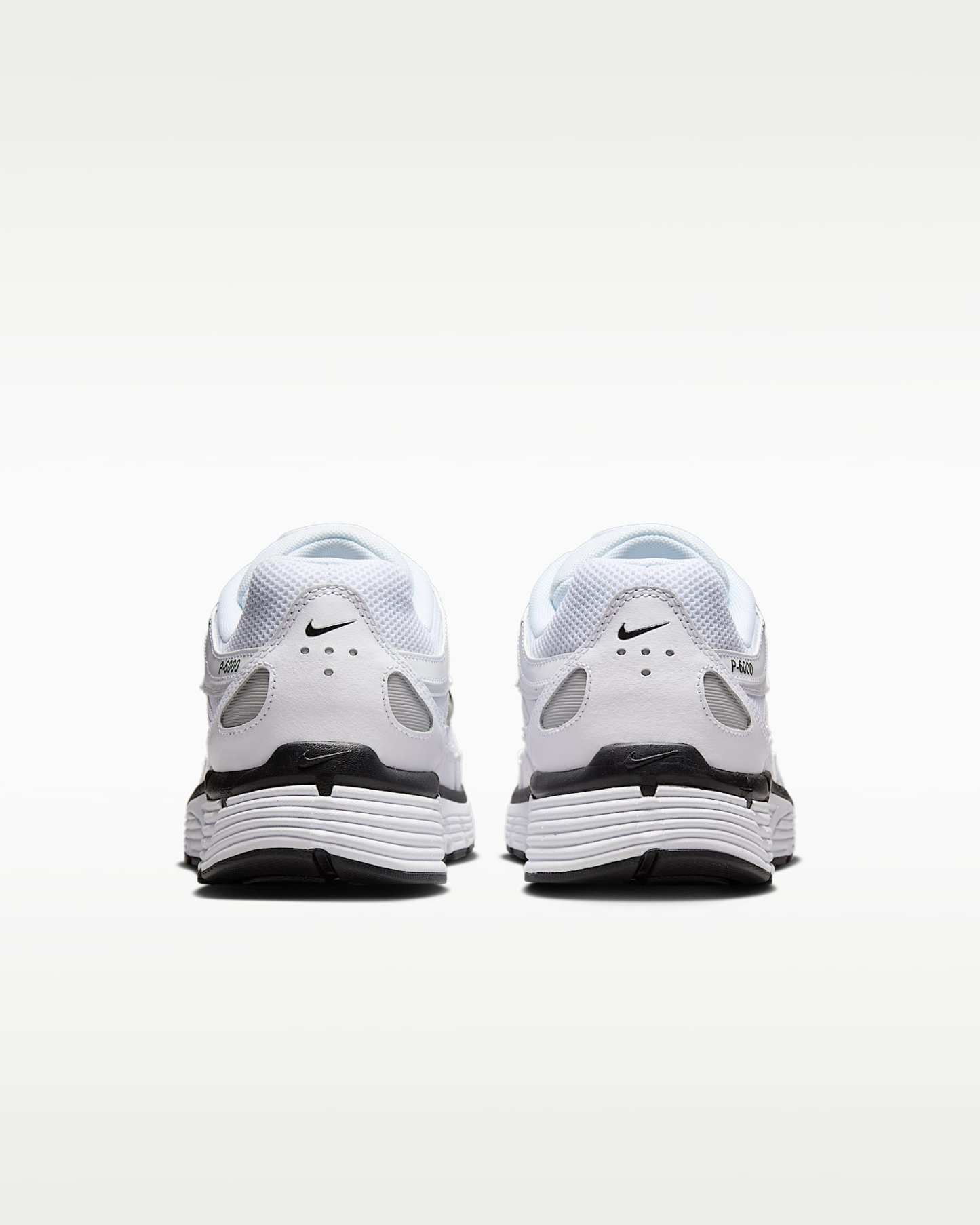 Nike P-6000 Ayakkabı - Beyaz/Metallic Silver/Siyah/Siyah