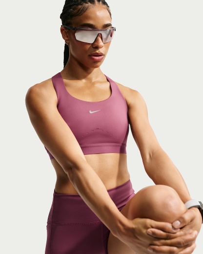 Nike Swift Yüksek Destekli Hafif Astarlı Kadın Spor Sütyeni - Pink Smoke