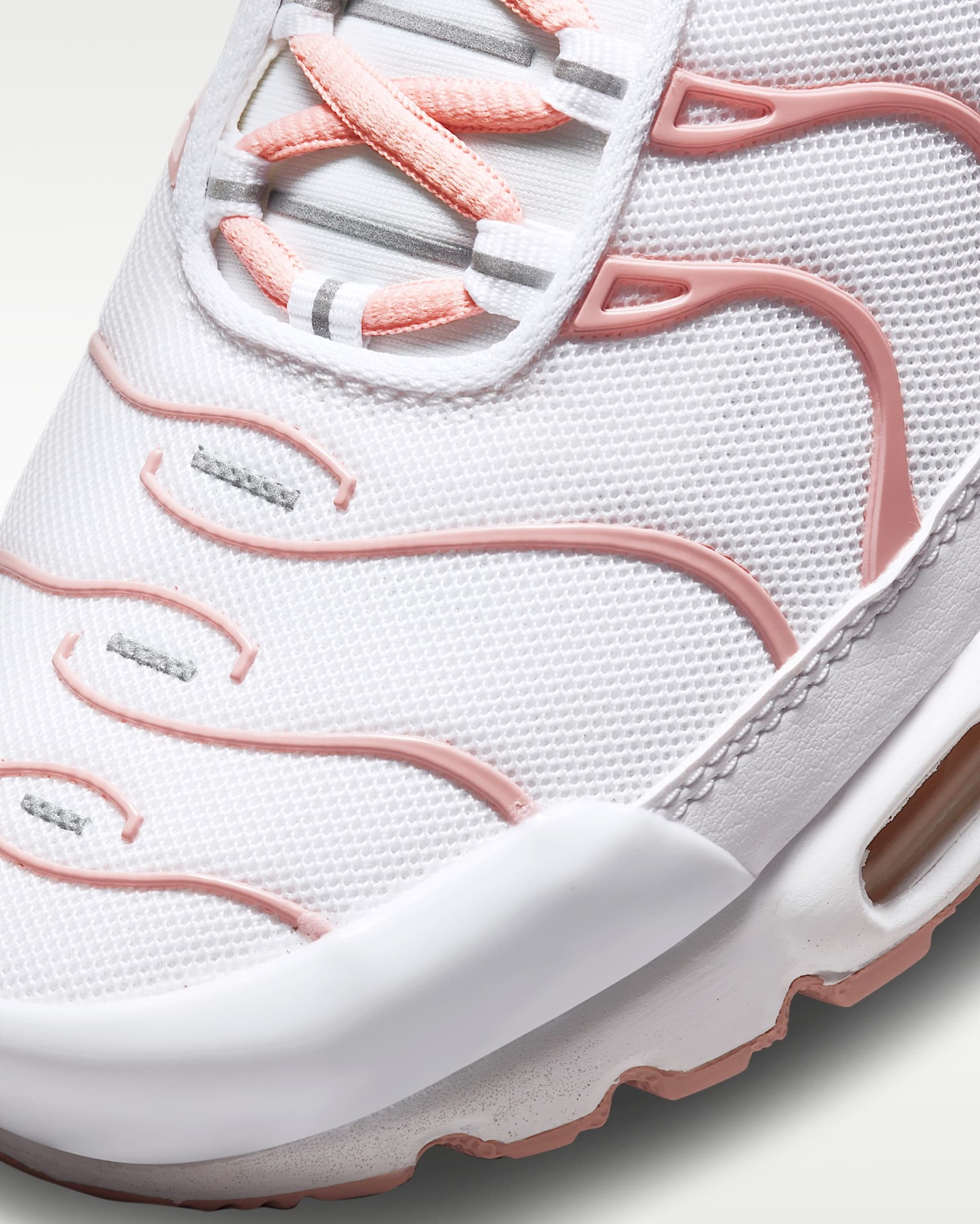 Nike Air Max Plus Kadın Ayakkabısı - Beyaz/Pink Oxford/Beyaz