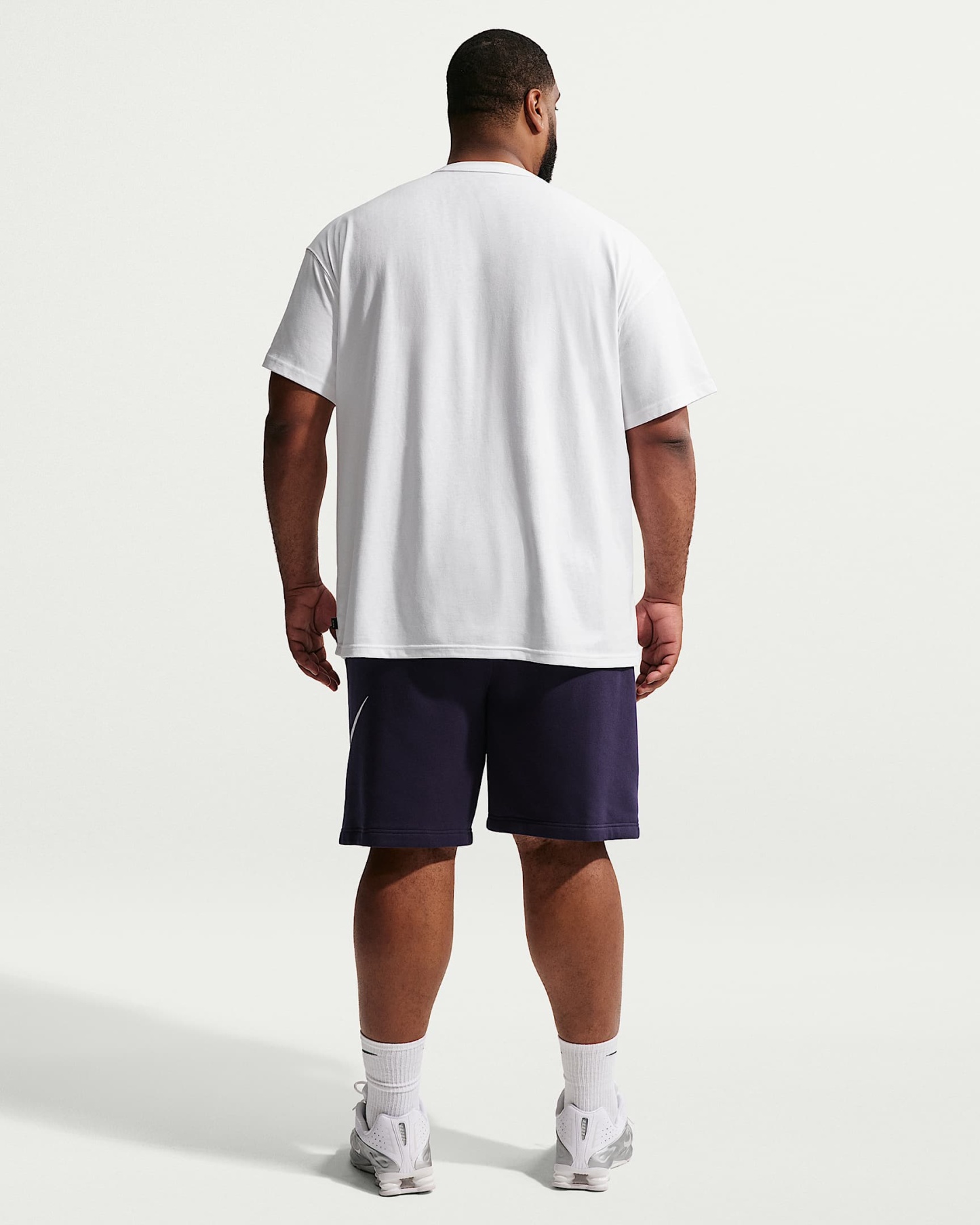 Nike Sportswear Premium Essentials Erkek Tişörtü - Beyaz