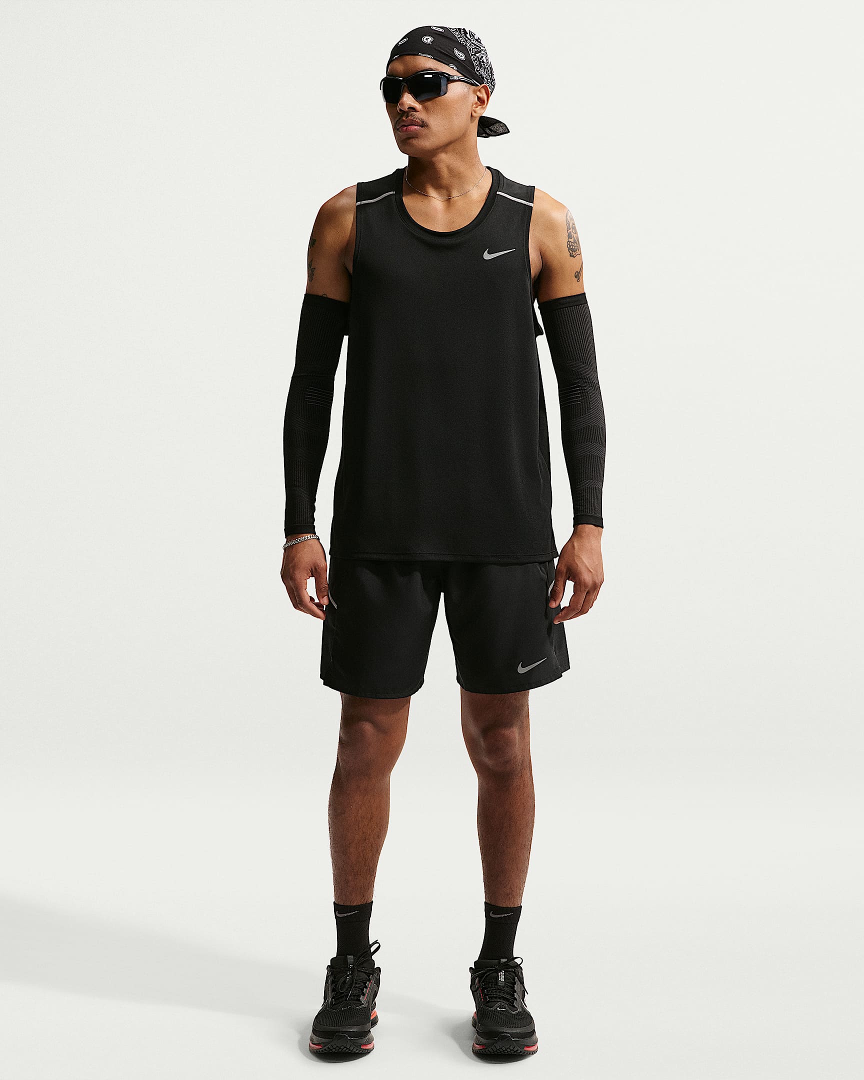 Nike Miler Dri-FIT Erkek Koşu Atleti - Siyah