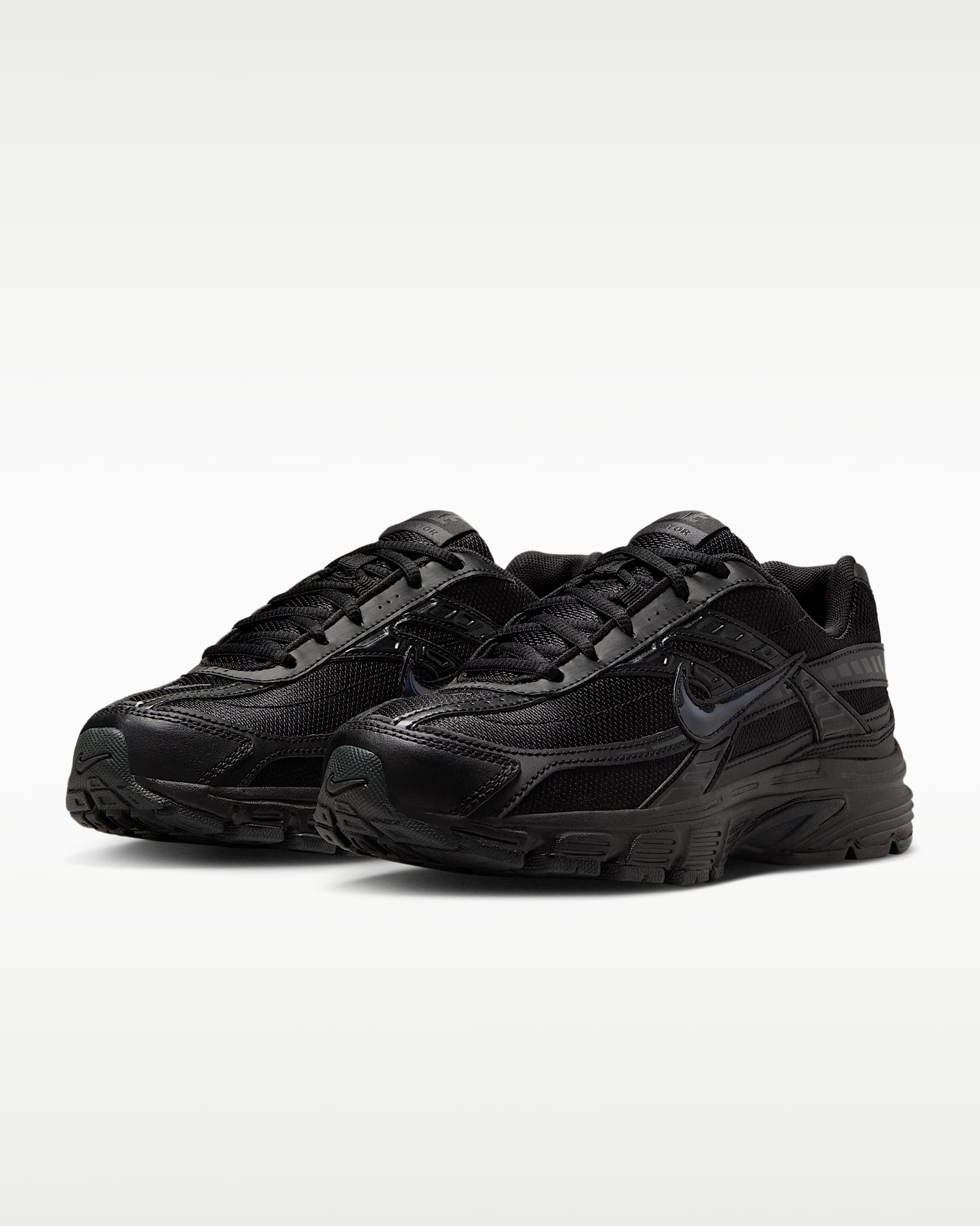 Nike Initiator Kadın Ayakkabısı - Siyah/Dark Smoke Grey