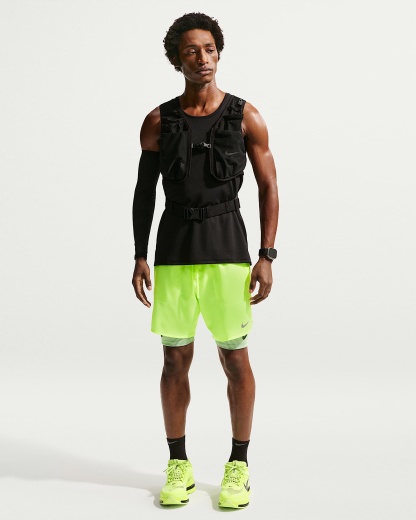Nike Stride Dri-FIT 18 cm Slip Astarlı Erkek Koşu Şortu - Volt Ice