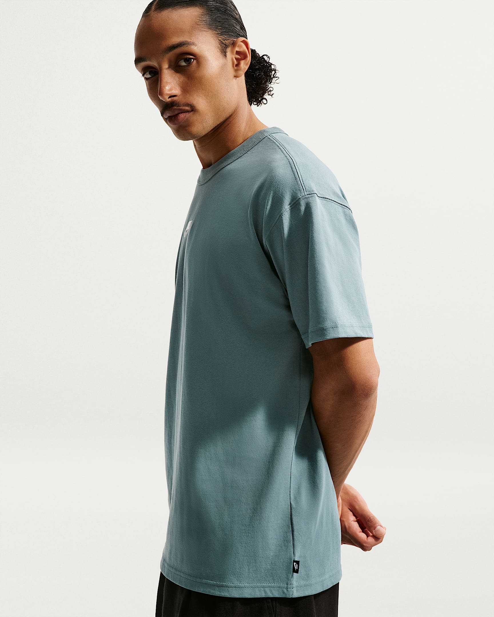 Nike Sportswear Premium Essentials Erkek Tişörtü - Mineral Slate
