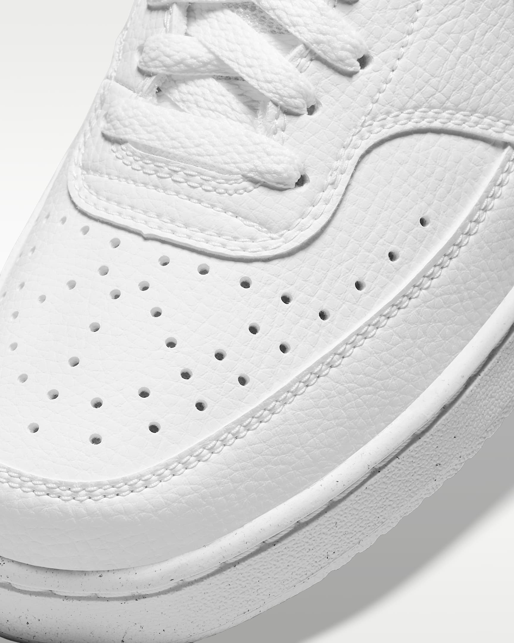 Nike Court Vision Low Next Nature Kadın Ayakkabısı - Beyaz/Beyaz/Beyaz