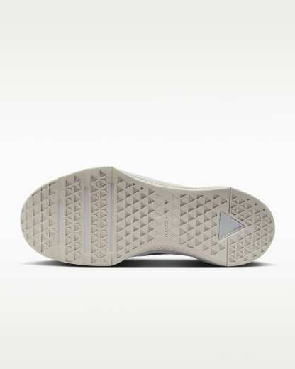 Nike Metcon 10 Kadın Antrenman Ayakkabısı - Beyaz/Platinum Tint/Wolf Grey/Metallic Silver