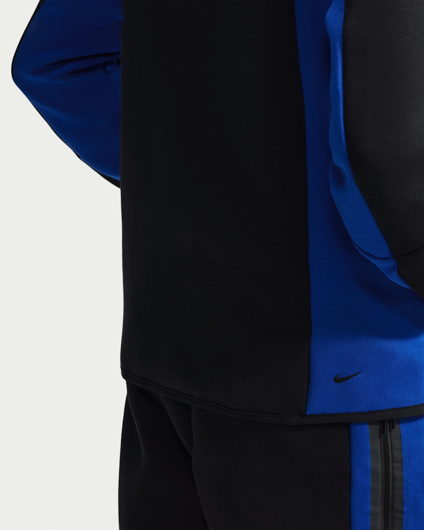 Nike Tech Renk Bloklu Tam Boy Fermuarlı Fleece Windrunner Erkek Ceketi - Siyah/Old Royal/Siyah