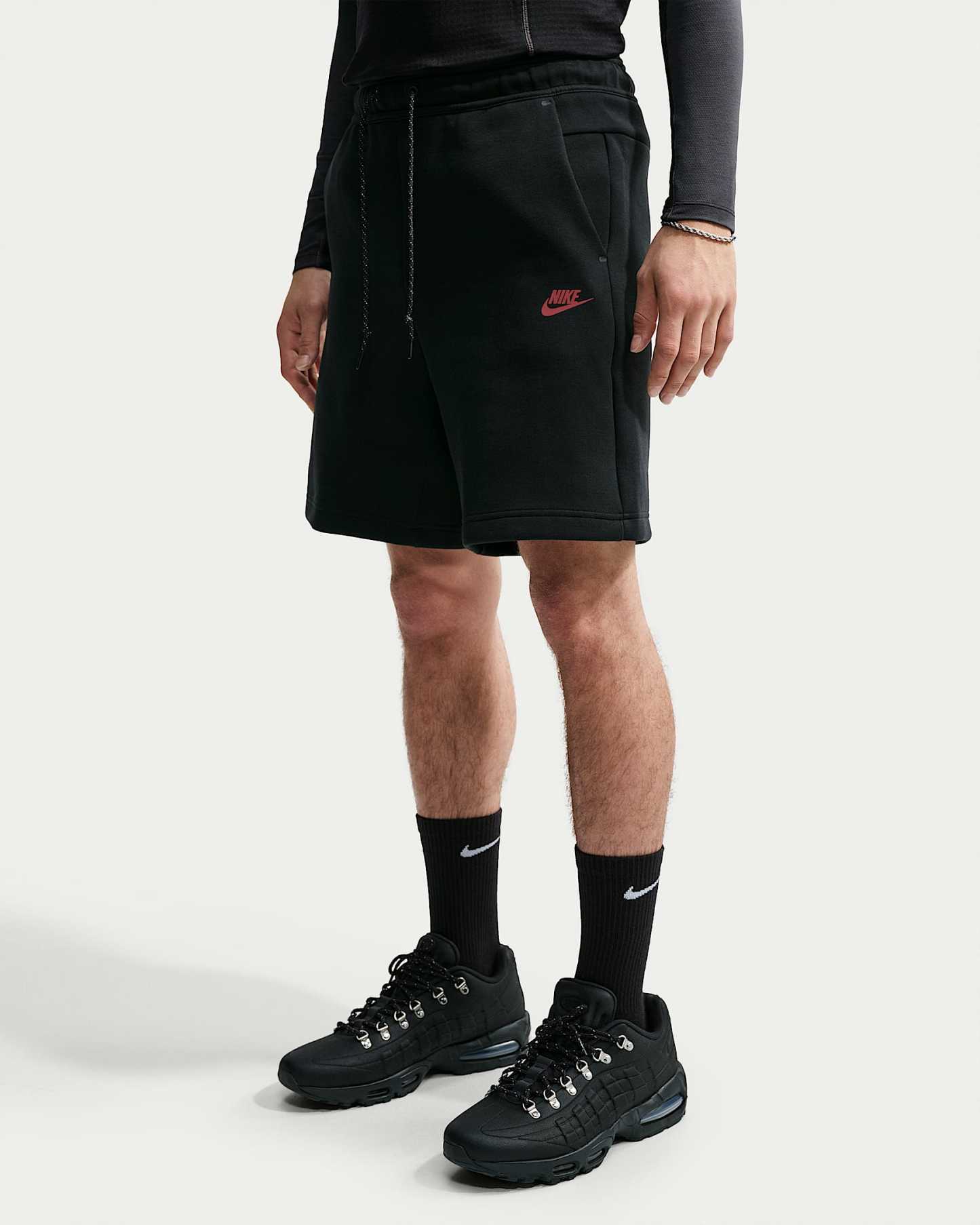 Nike Tech Fleece Erkek Şortu - Siyah/Tough Red