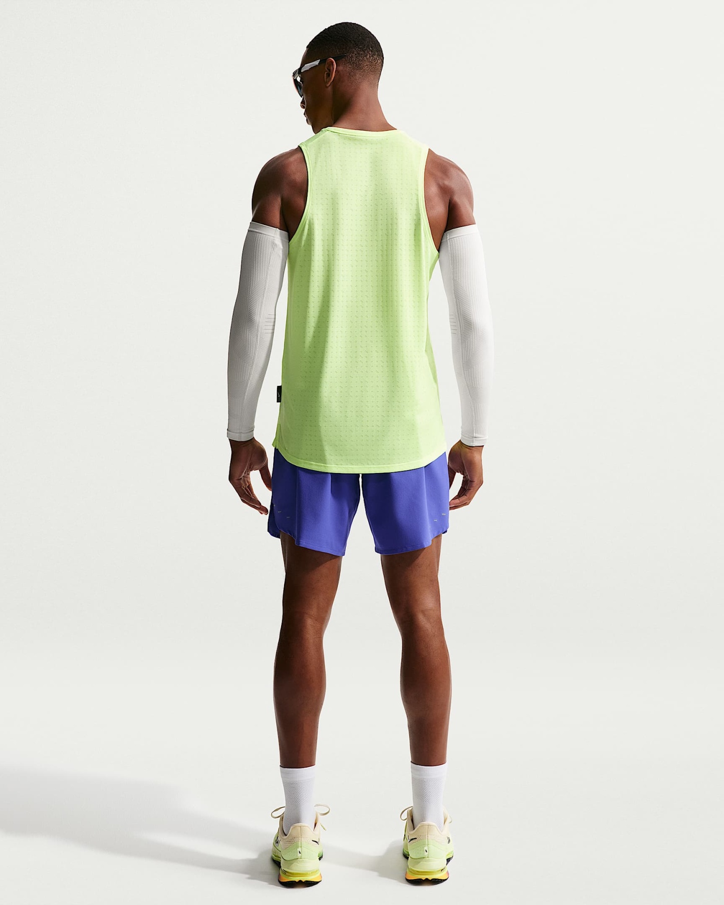 Nike Stride Dri-FIT 18 cm Slip Astarlı Erkek Koşu Şortu - Lapis