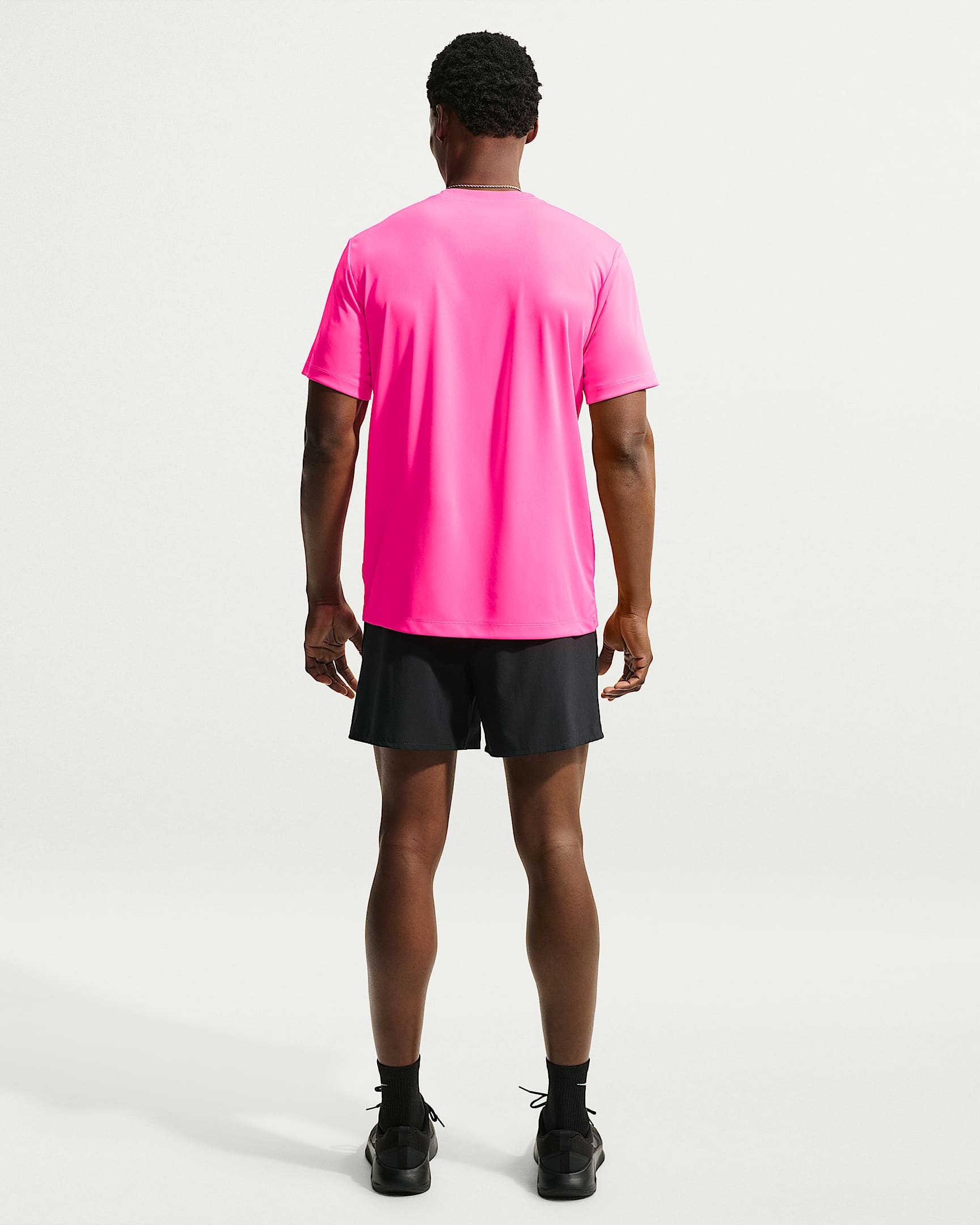 Nike Dri-FIT Erkek Antrenman Tişörtü - Hyper Pink/Siyah