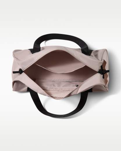 Nike Antrenman Spor Çantası (24 L) - Cream II/Siyah/Sail