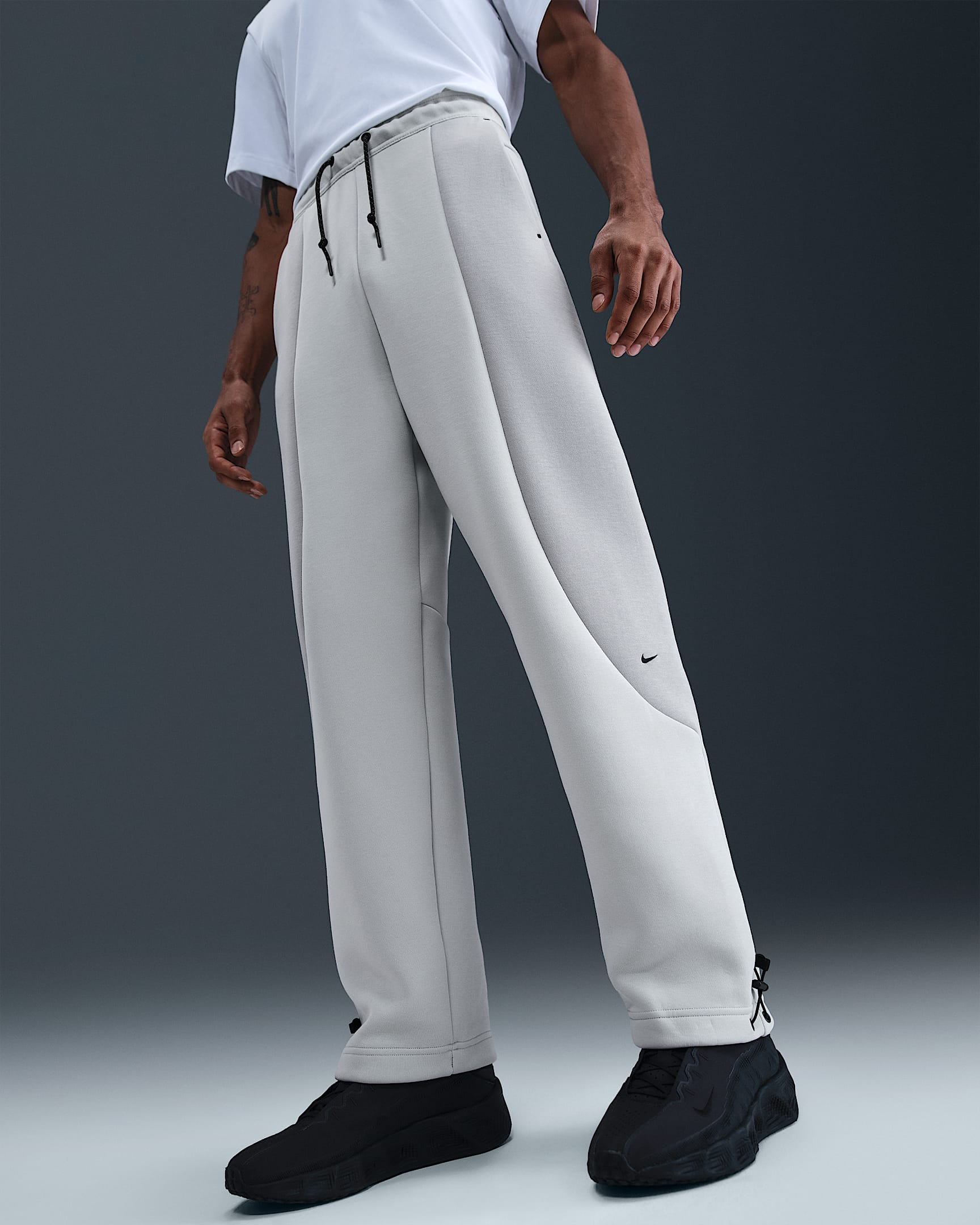Nike Tech Renk Bloklu Açık Paçalı Fleece Erkek Eşofman Altı - Light Silver/Light Smoke Grey/Siyah