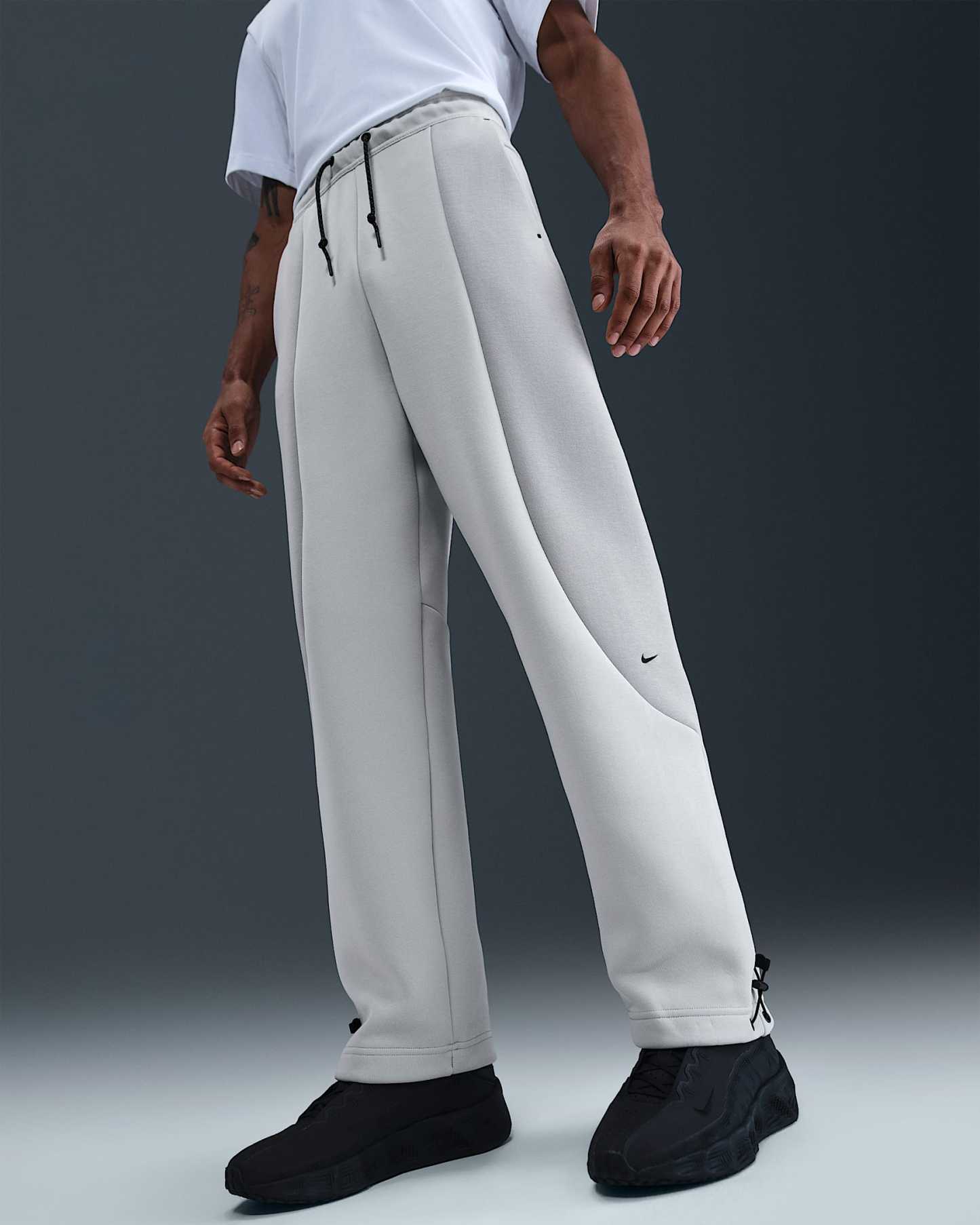 Nike Tech Renk Bloklu Açık Paçalı Fleece Erkek Eşofman Altı - Light Silver/Light Smoke Grey/Siyah