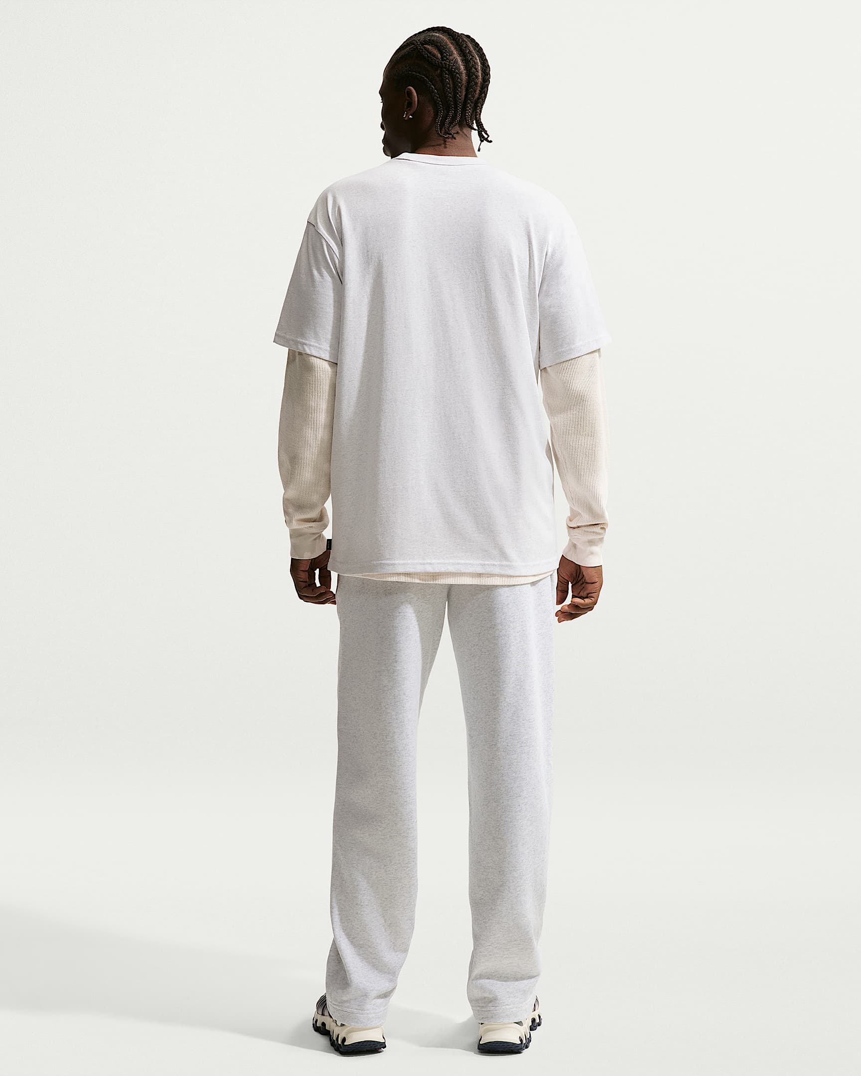 Nike Sportswear Premium Essentials Erkek Tişörtü - Birch Heather