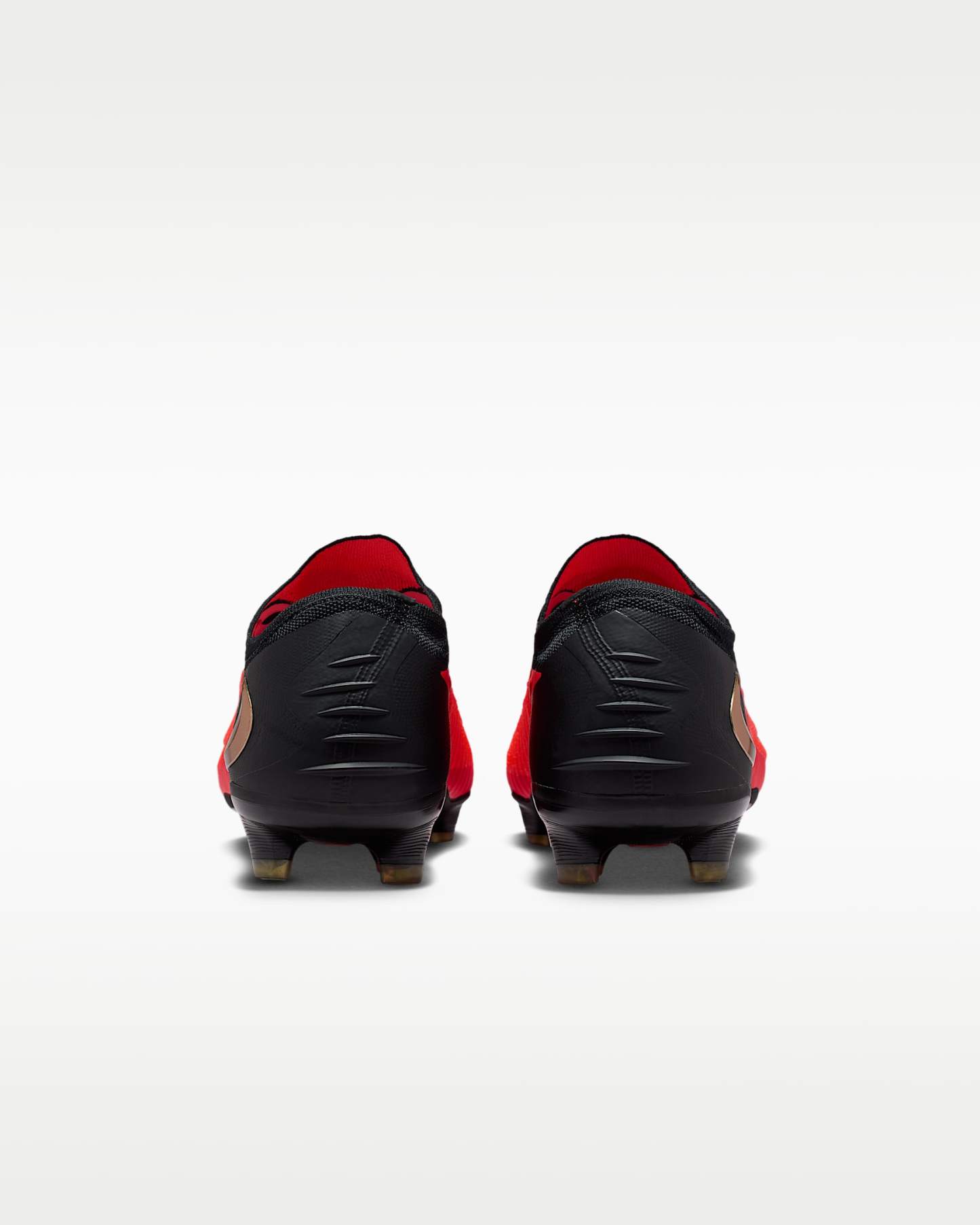 Nike Phantom 6 Low Elite Kuru Çim Zemin Kramponu - Bright Crimson/Bright Crimson/Siyah