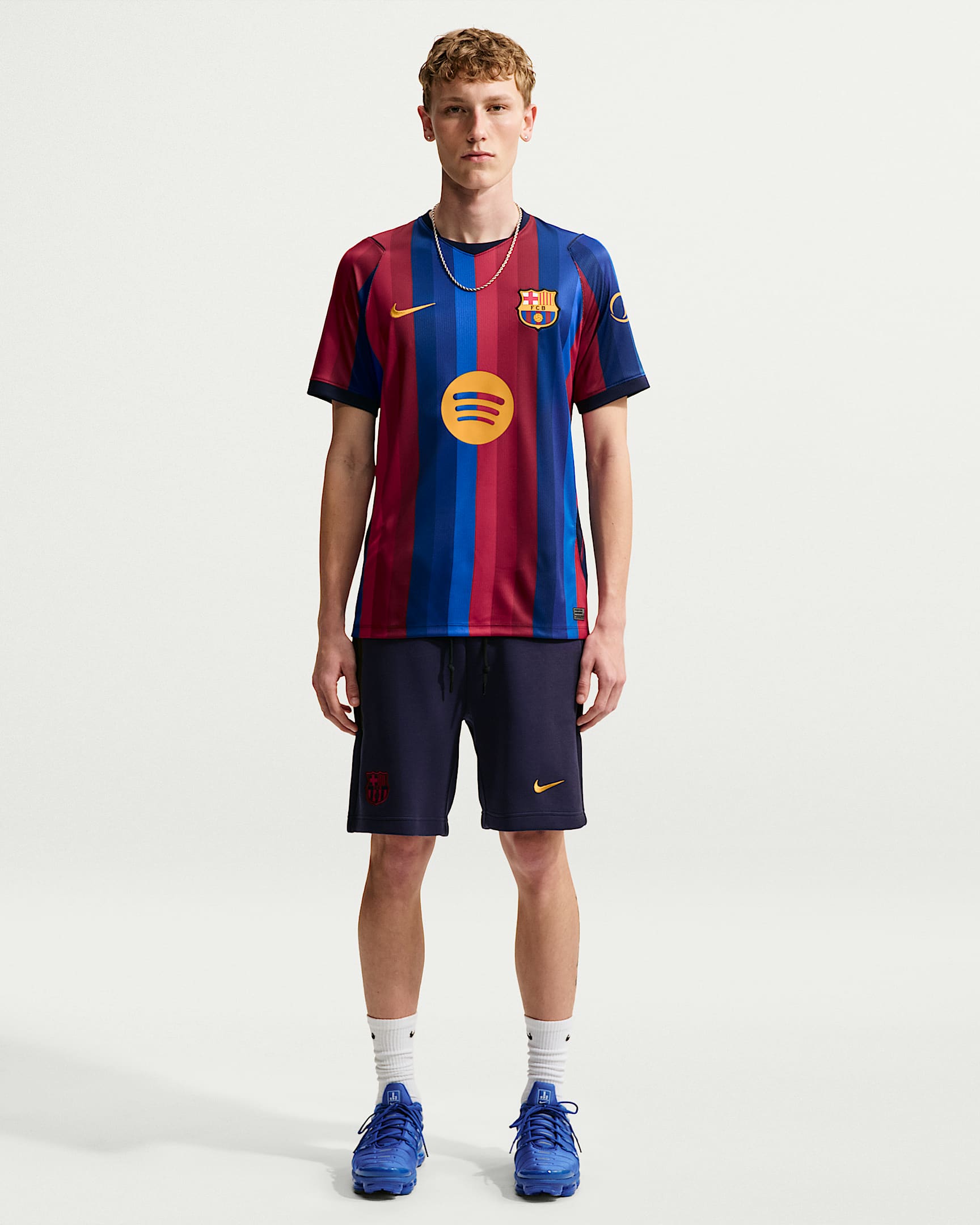 FC Barcelona 2026/27 Stadyum İç Saha Nike Dri-FIT Erkek Futbol Taraftar Forması - Deep Garnet/Blue Void/Blackened Blue/Mineral Yellow