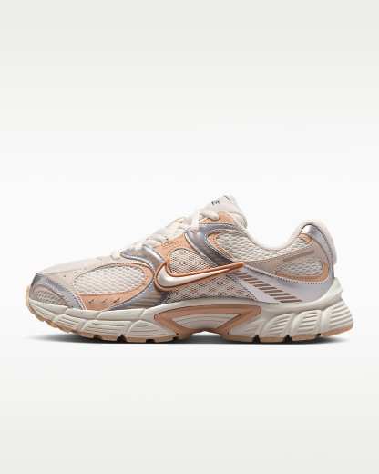 Nike V5 RNR Yansıtıcı Tasarım Vurgulu Kadın Ayakkabısı - Phantom/Chalk/Shimmer/Phantom