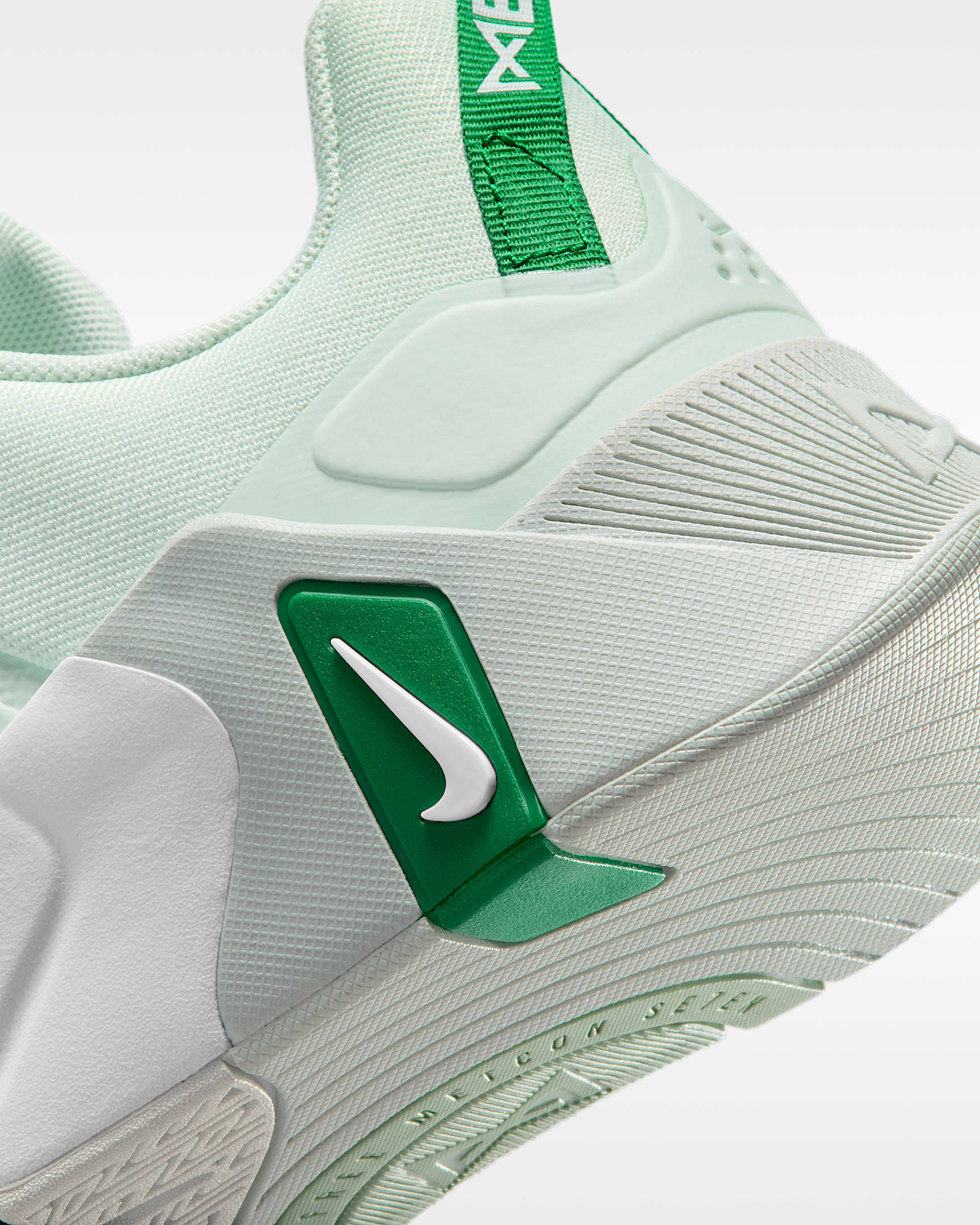 Nike Free Metcon 7 Kadın Antrenman Ayakkabısı - Barely Green/Malachite/Light Silver/Beyaz