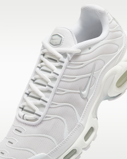 Nike Air Max Plus Kadın Ayakkabısı - Beyaz/Pure Platinum/Beyaz
