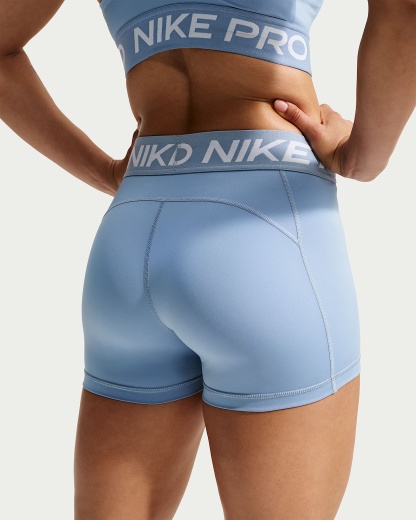 Nike Pro Normal Belli 8 cm Kadın Bisiklet Şortu - Work Blue/Beyaz