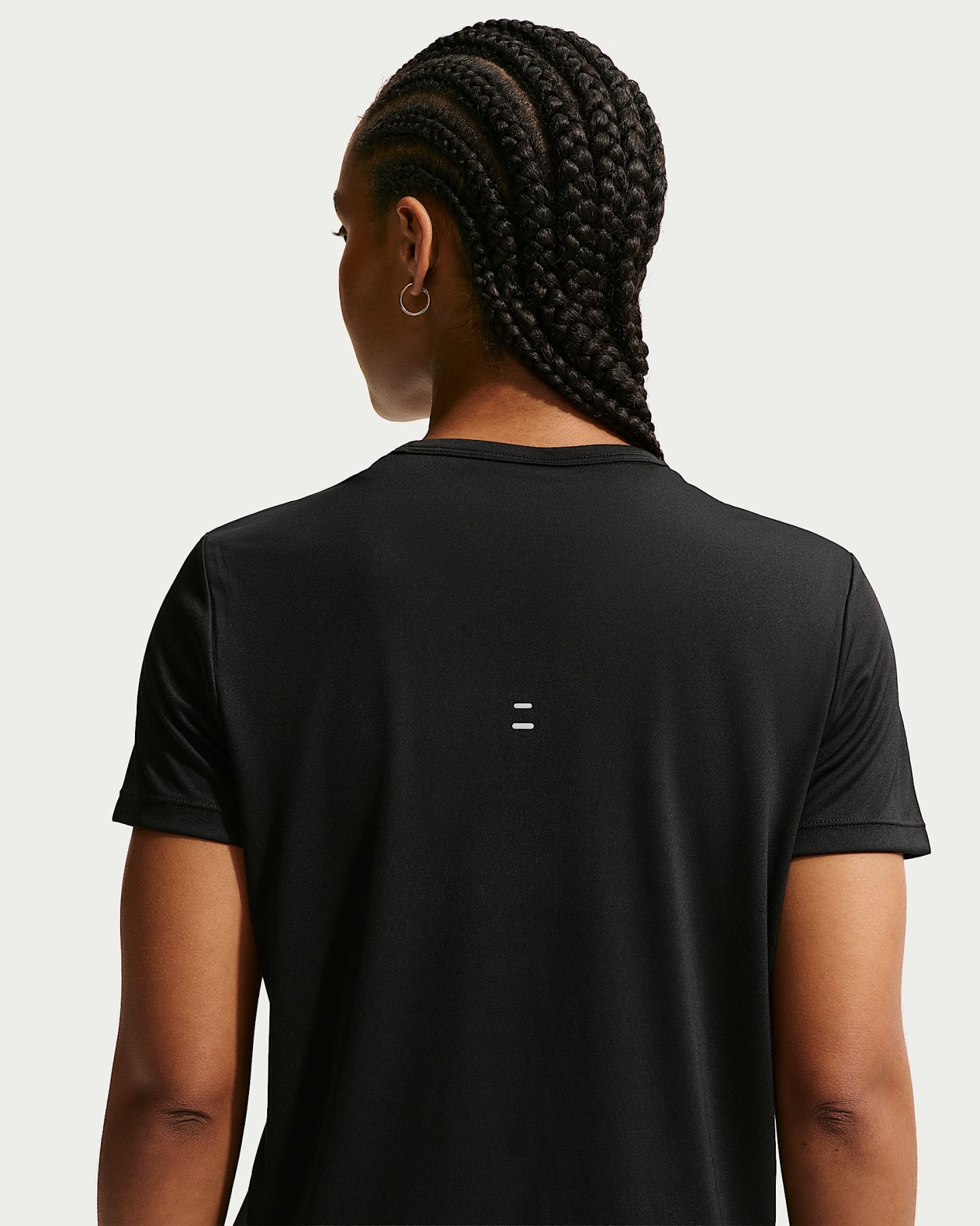 Nike Tempo Dri-FIT Kısa Kollu Kadın Koşu Üstü - Siyah